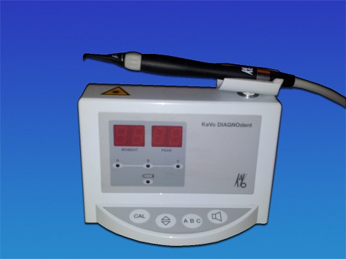 KaVo DIAGNOdent 2095 Laser zur Kariesfrüherkennung mit einer Sonde
