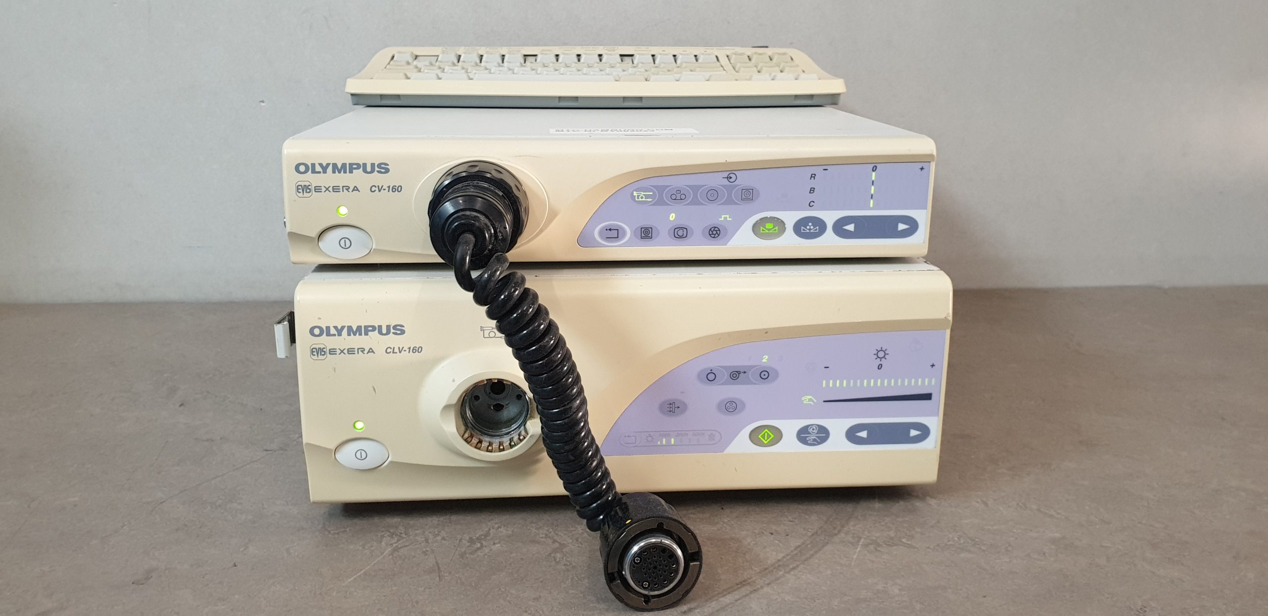 OLYMPUS EVIS EXERA CV-160 , CLV-160 inkl. Pigtail MAJ 843 + Tastatur
