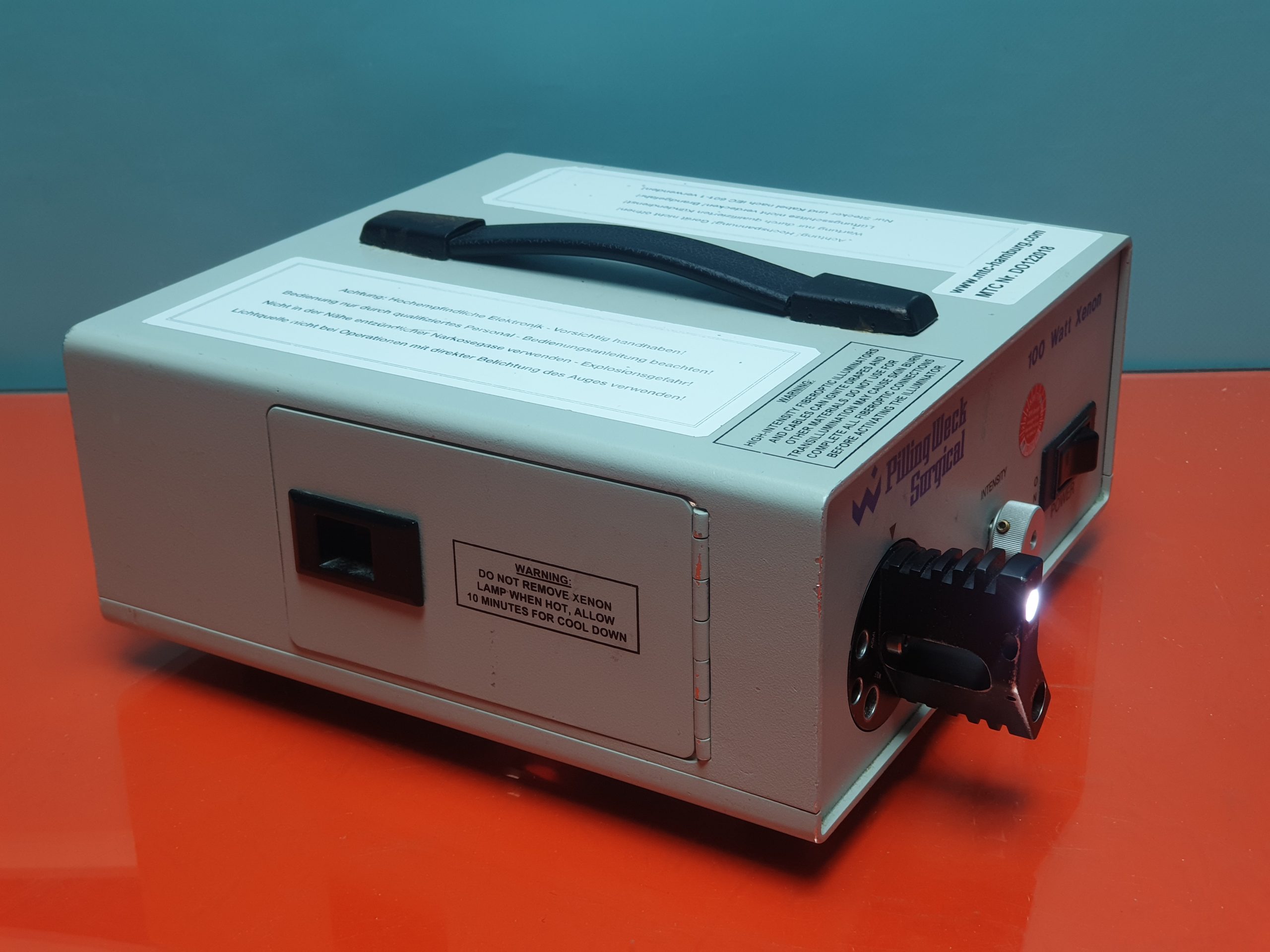 PILLING WECK SURGICAL 521411 XENON 100 WATT ILLUMINATOR