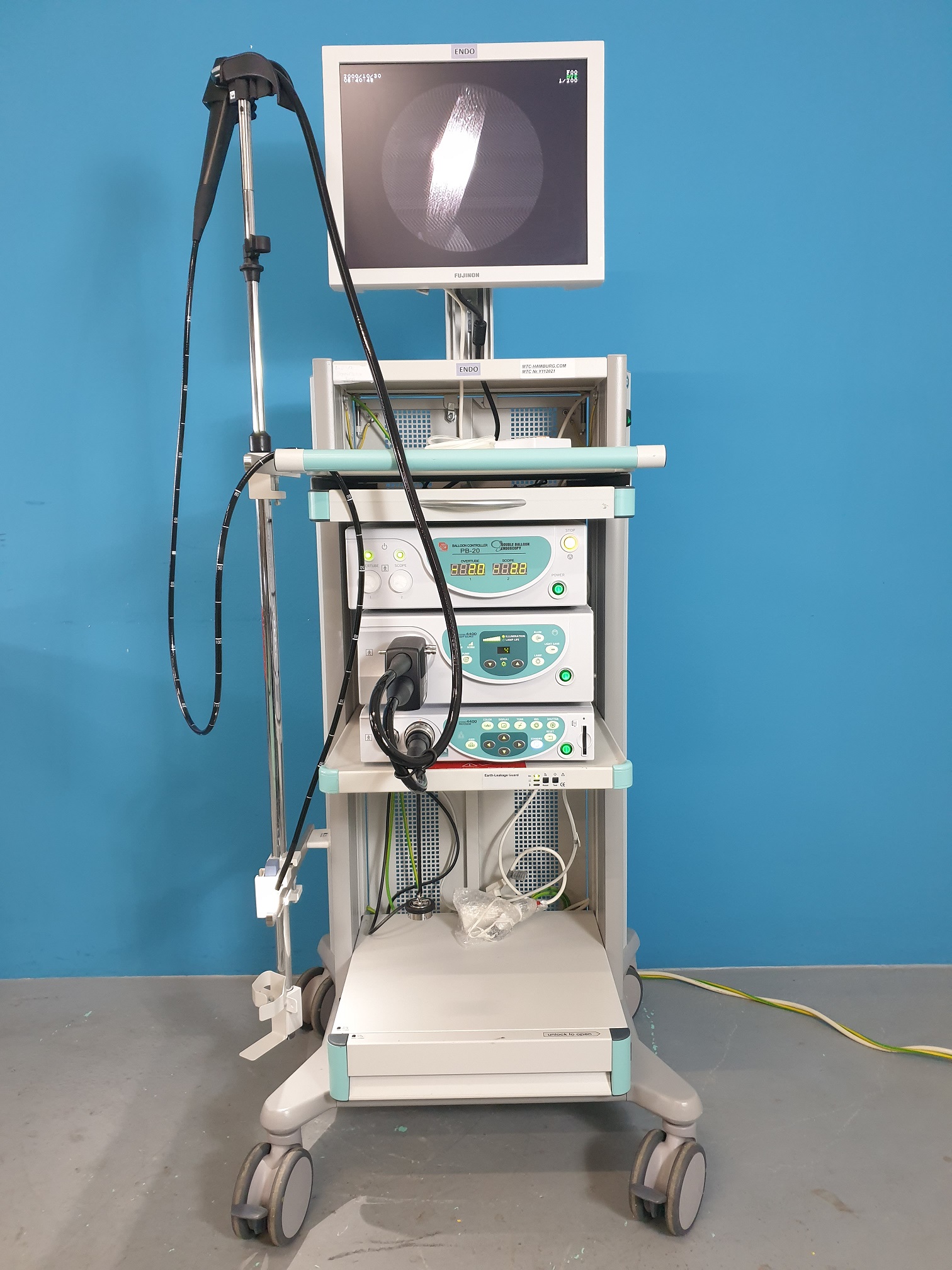 Fujinon Turm – VP-4400 HD Processor, Fujinon XL-4400 HD Light Source, Ballon Controller BP-20, Tastatur DK-4400, EN-450P 5/20 Ballon-Videoendoskop, CDL-1904A