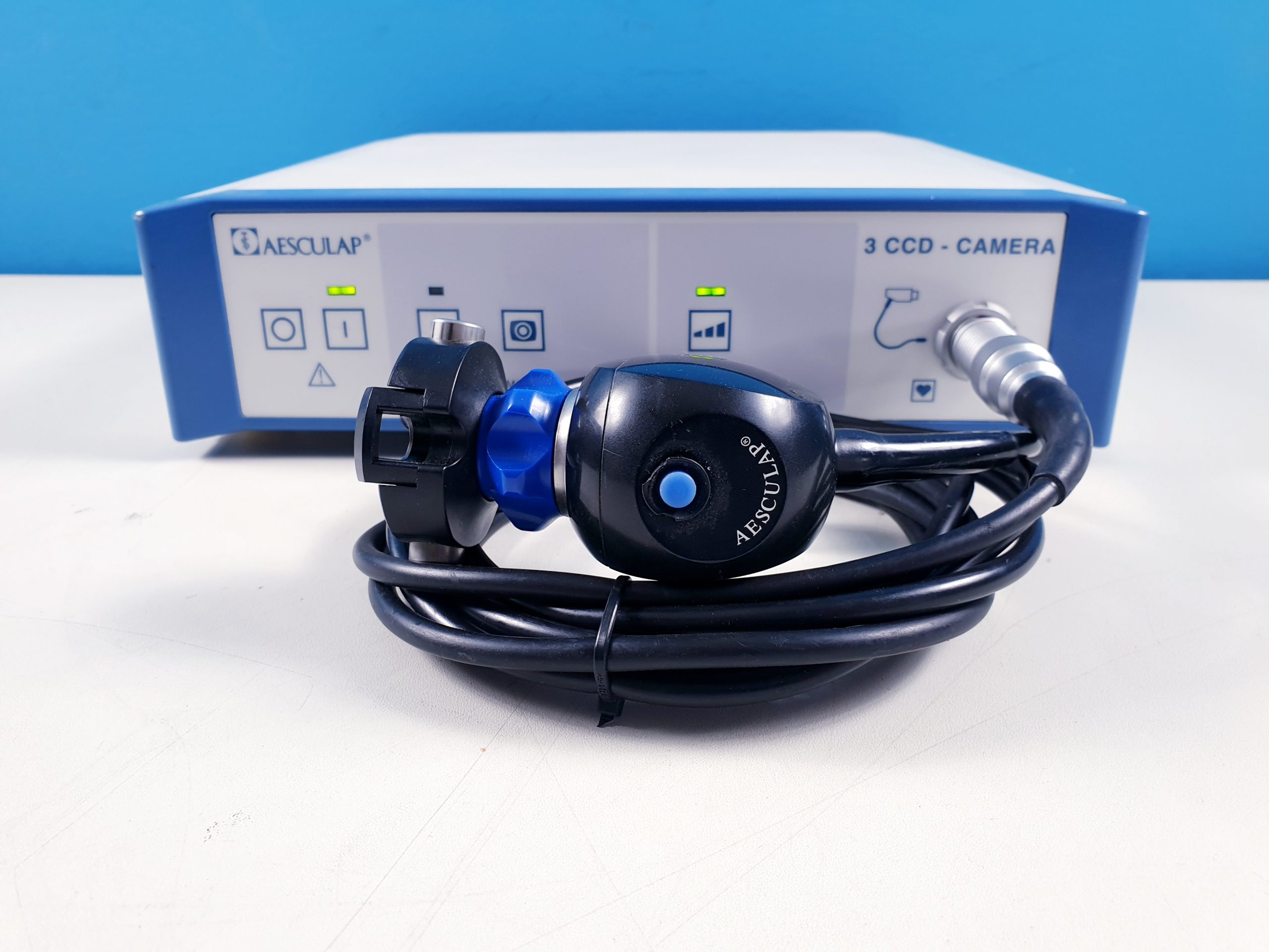 Aesculap PV410 3CCD Kamera Videoprozessor + PV411 Kamerakopf