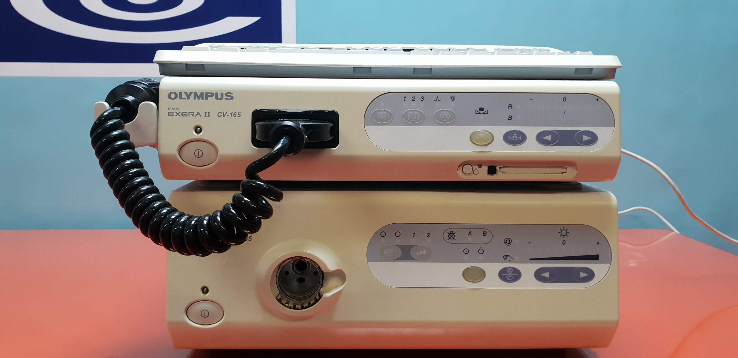 Olympus Exera II CV-165 , CLE-165 inkl. Tastatur + MAJ 1430 Pigtail + MAJ-1411 Lightkabel