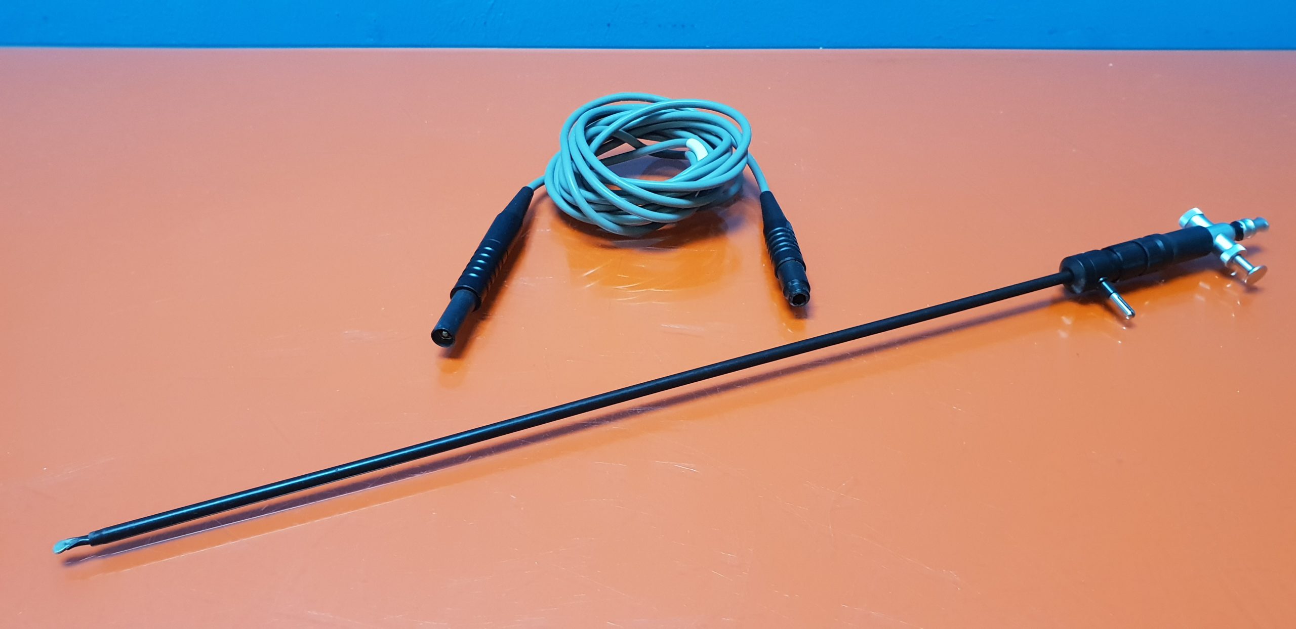 Storz 37370 DB from Cholecystectomy Set + 26002M Kabel