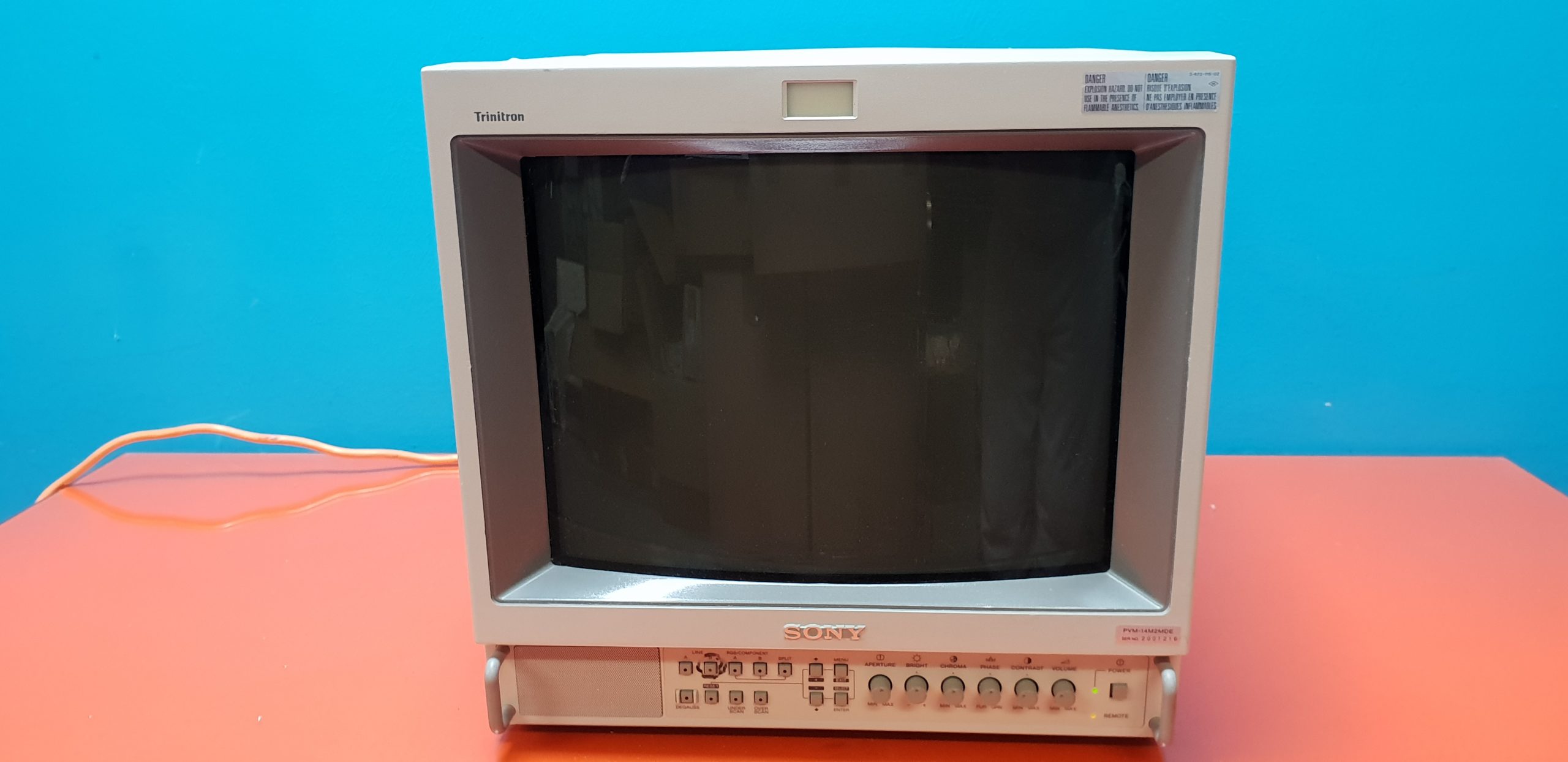 Sony Trinitron PVM-14M2MDE für die Endoskopie