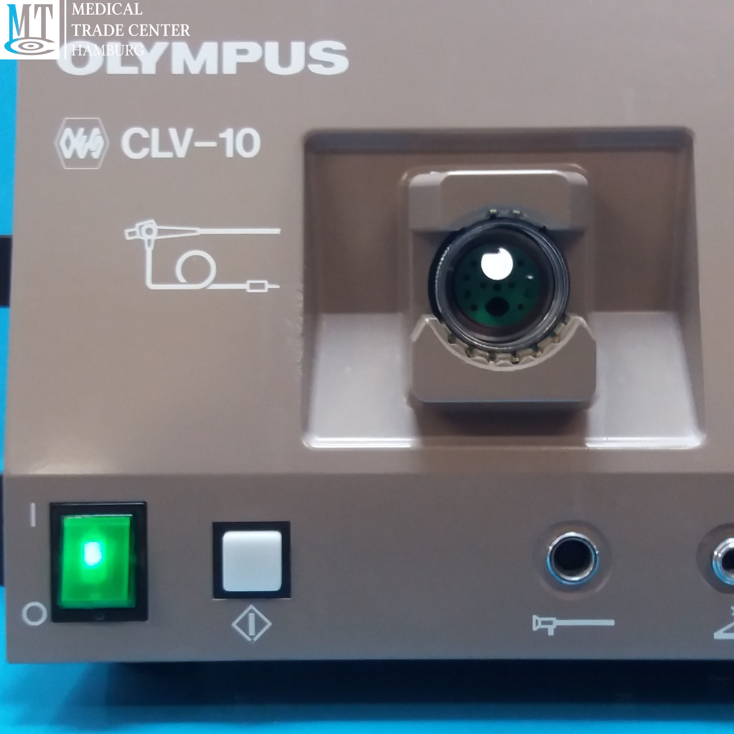 Olympus CLV 10 // CLV-10 OES Xenon – cold light source // Xenon – Kaltlichtquelle