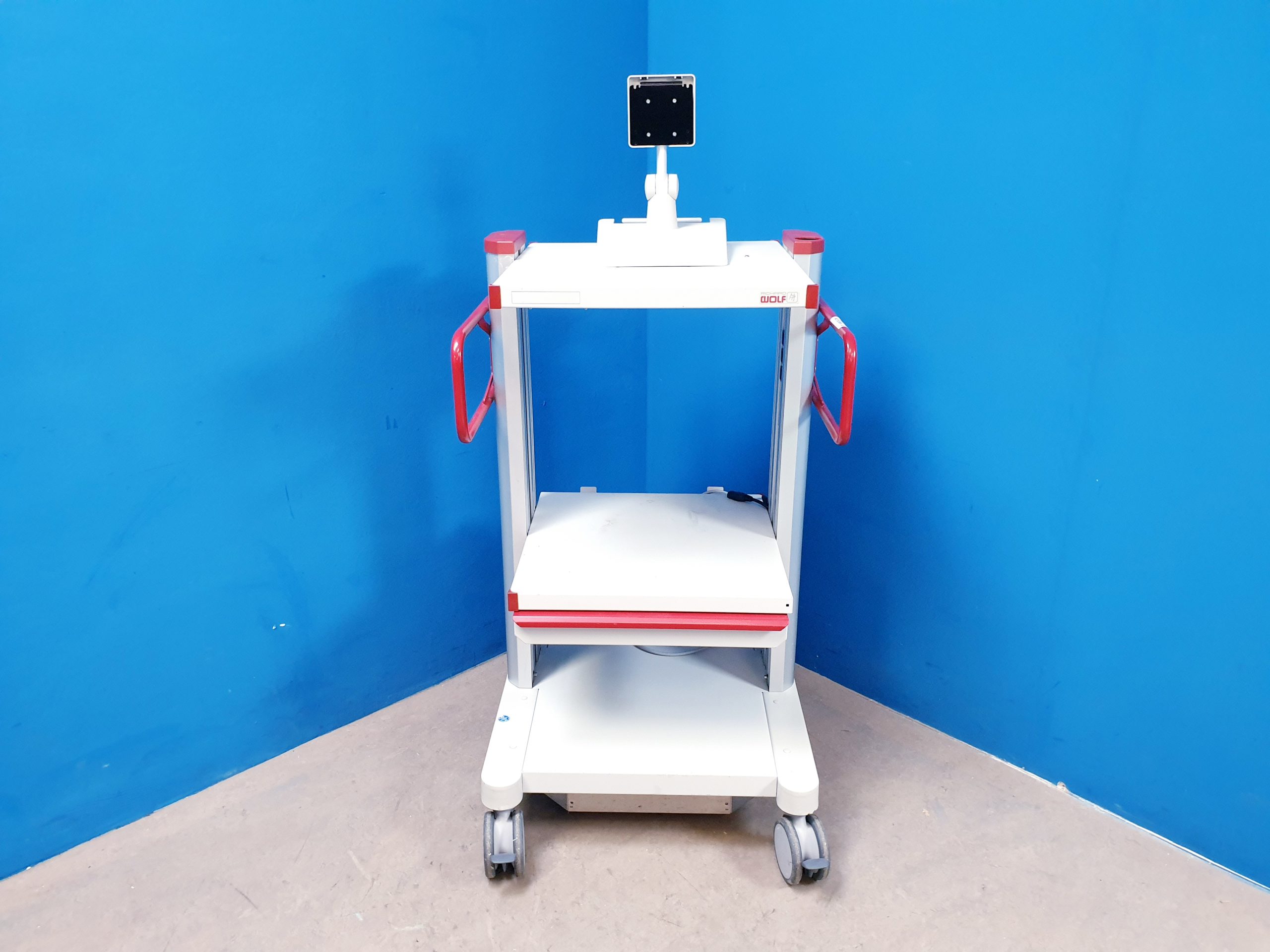 Richard Wolf Endoskopie Turm – Rollbar – Fahrbar