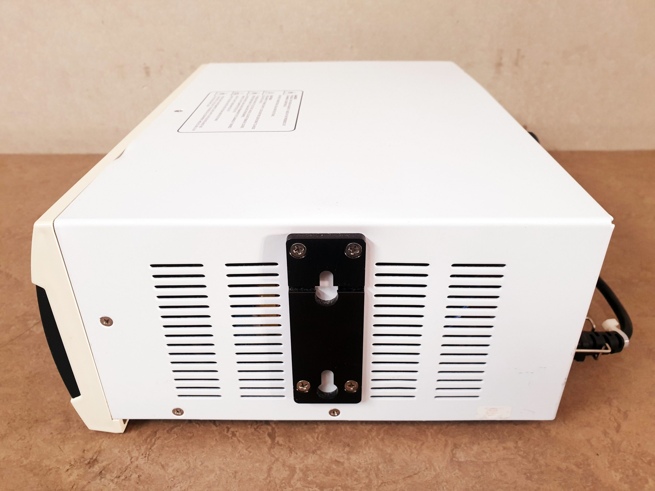 Sunoptics TITAN 300 (S300T) LIGHT SOURCE
