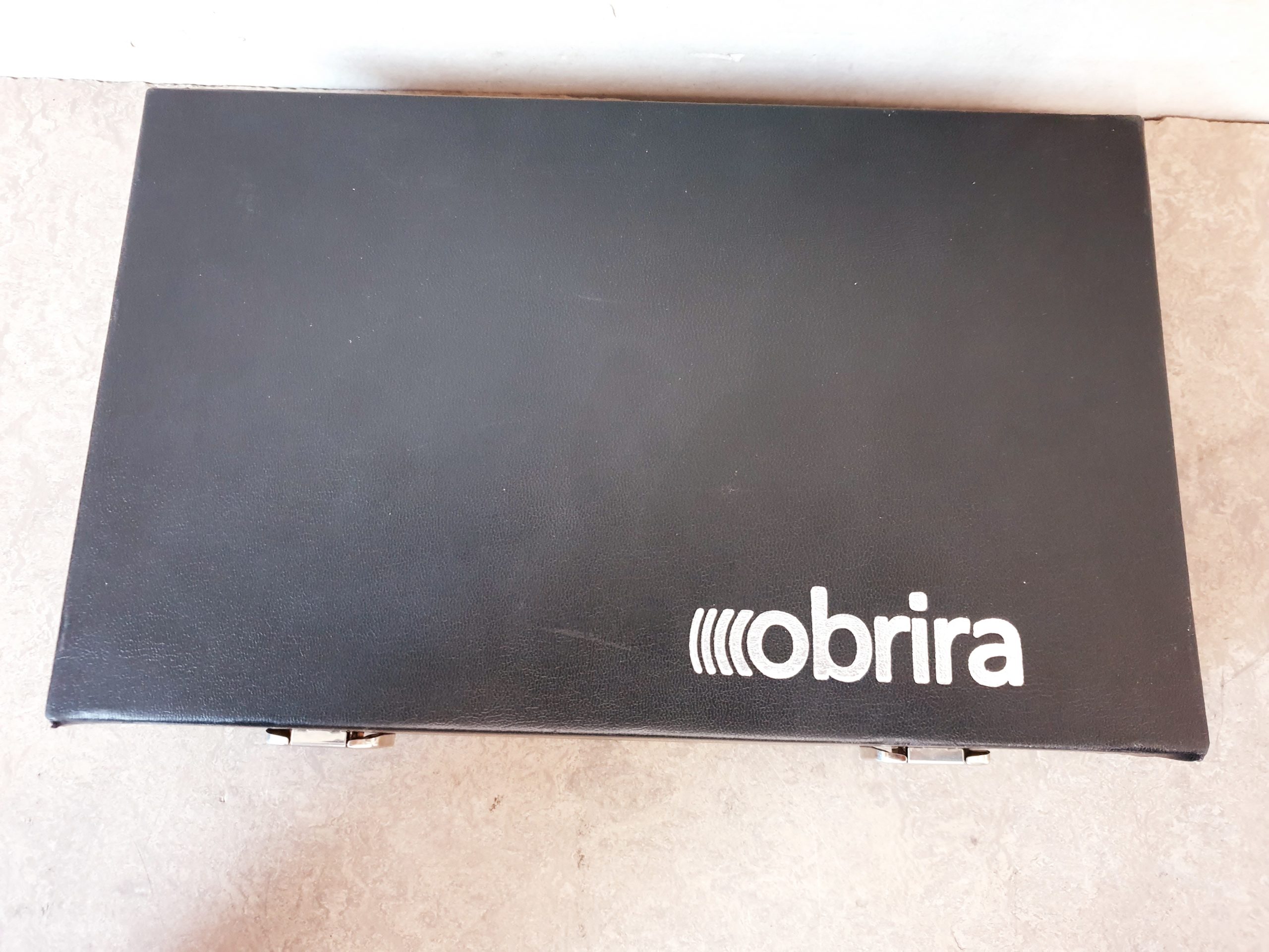 Obrira Messkoffer mit Gläser