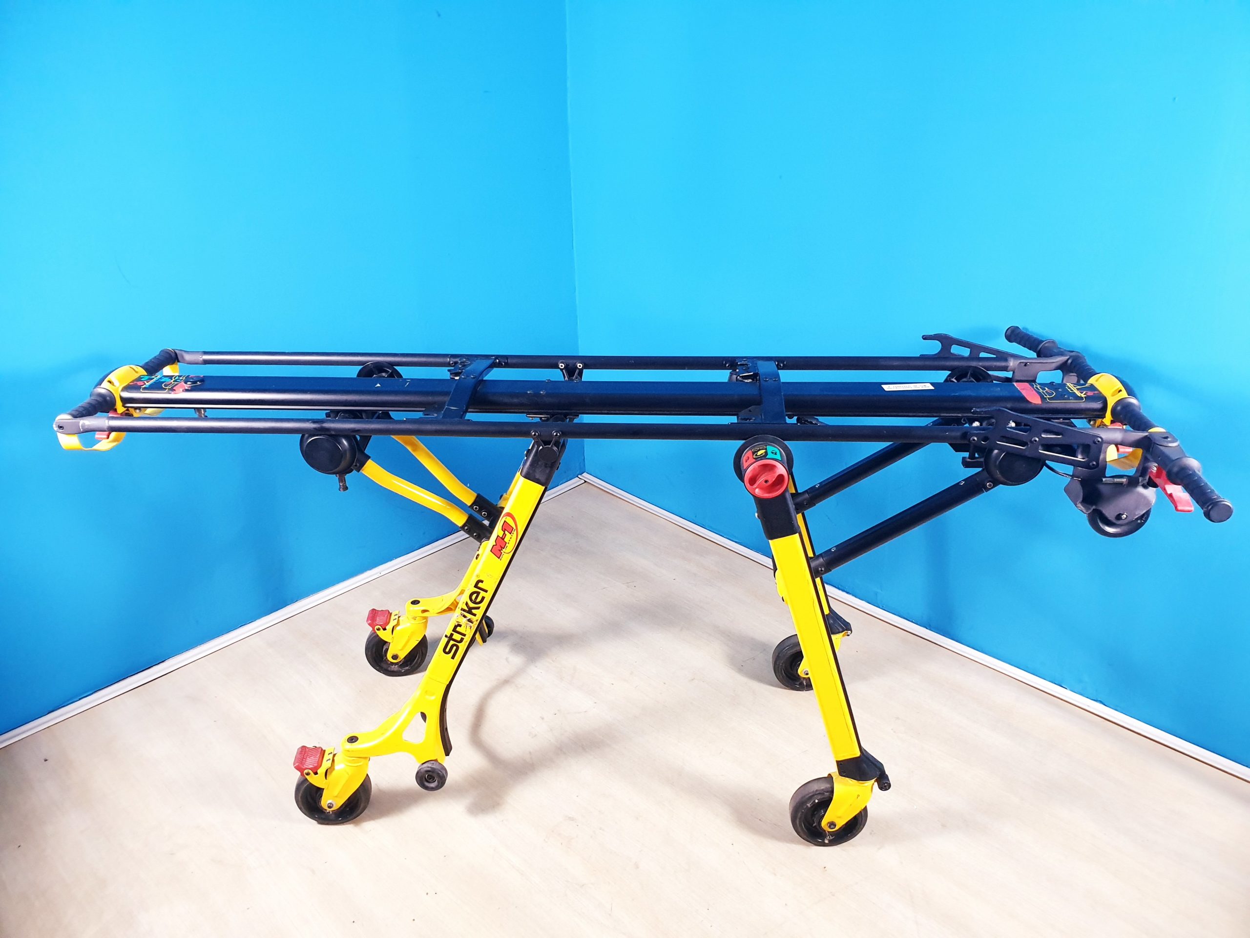 Stryker M1 // M-1 Krankenliege Krankentrage fahrbar