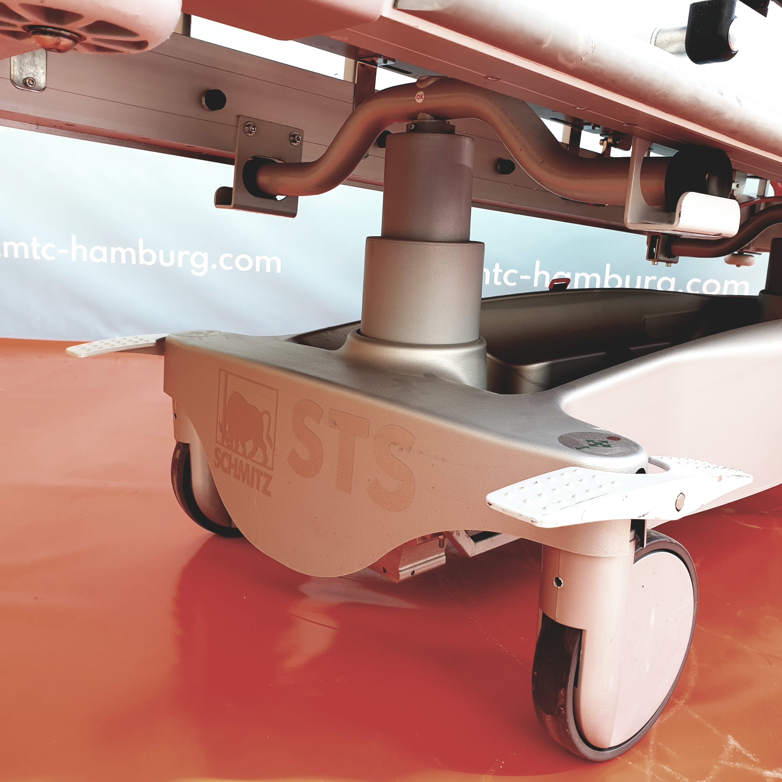Schmitz U. Söhne 282 // 282.101 – Patiententransporter für Notfall und Ambulanz // Transporter Liege Emergency Stretcher