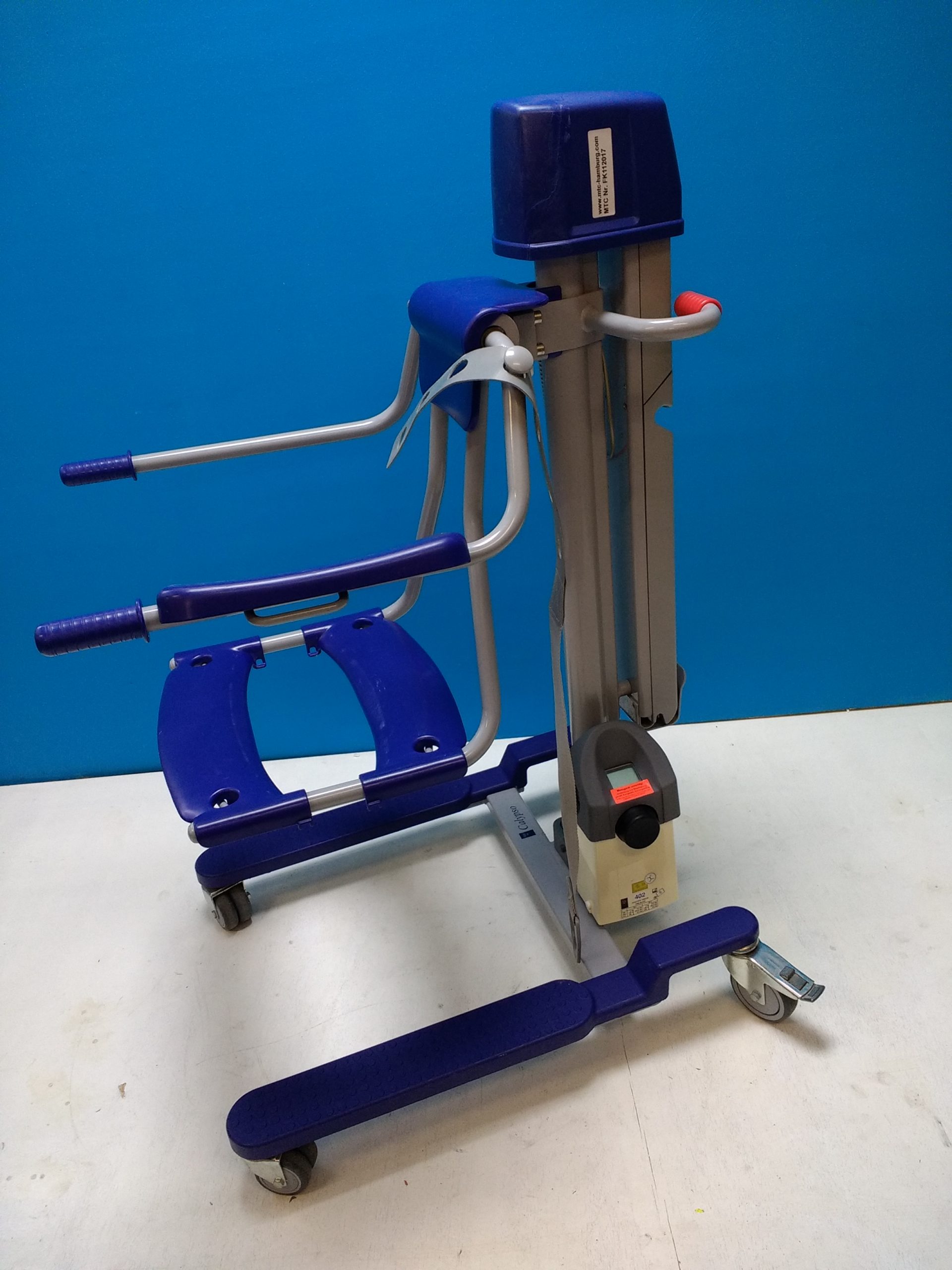Arjo mod. Calypso Behindertenlift Badewannenlift