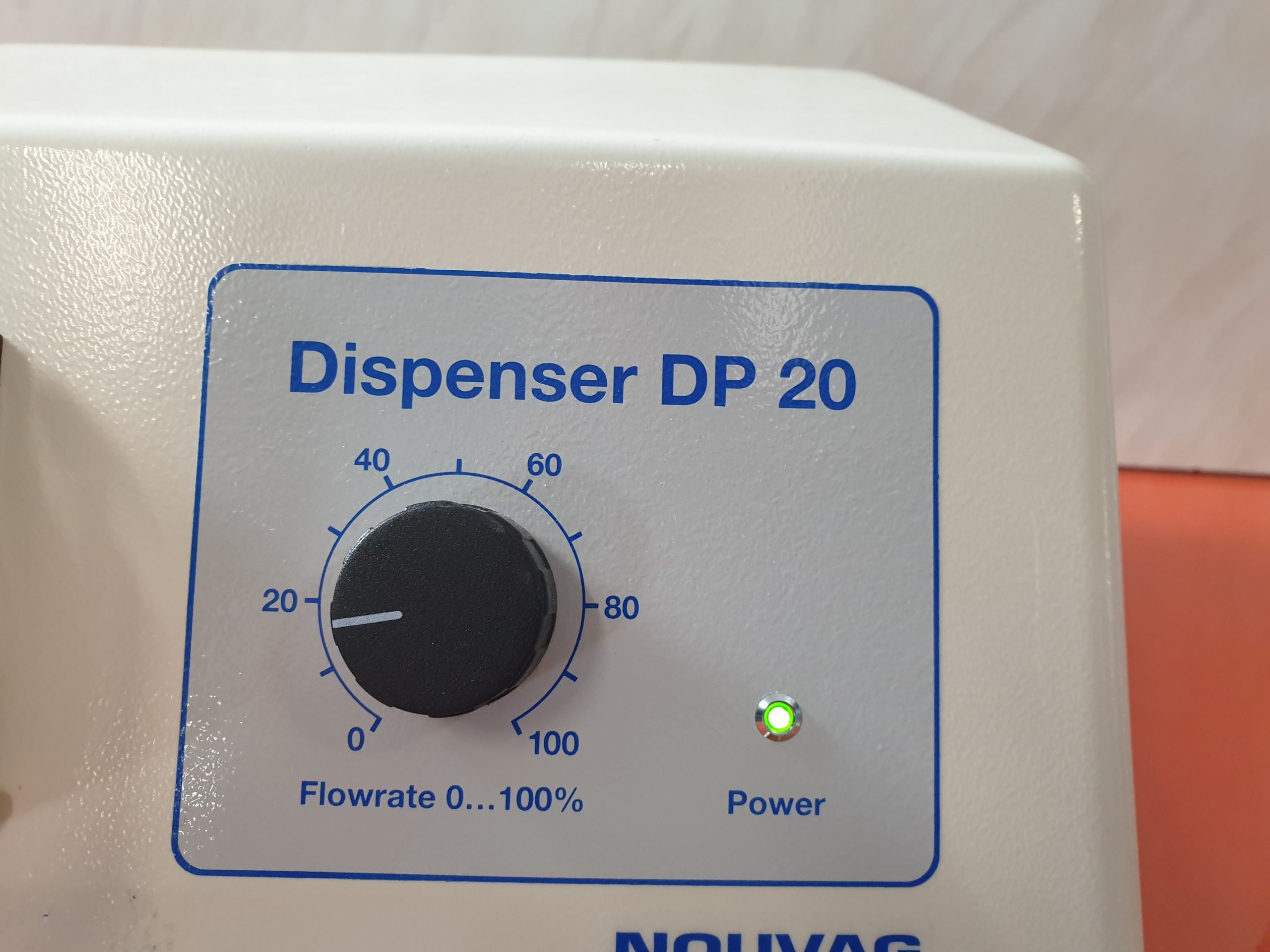 NOUVAG Dispenser DP 20 + Vario Fußschalter IP68 —