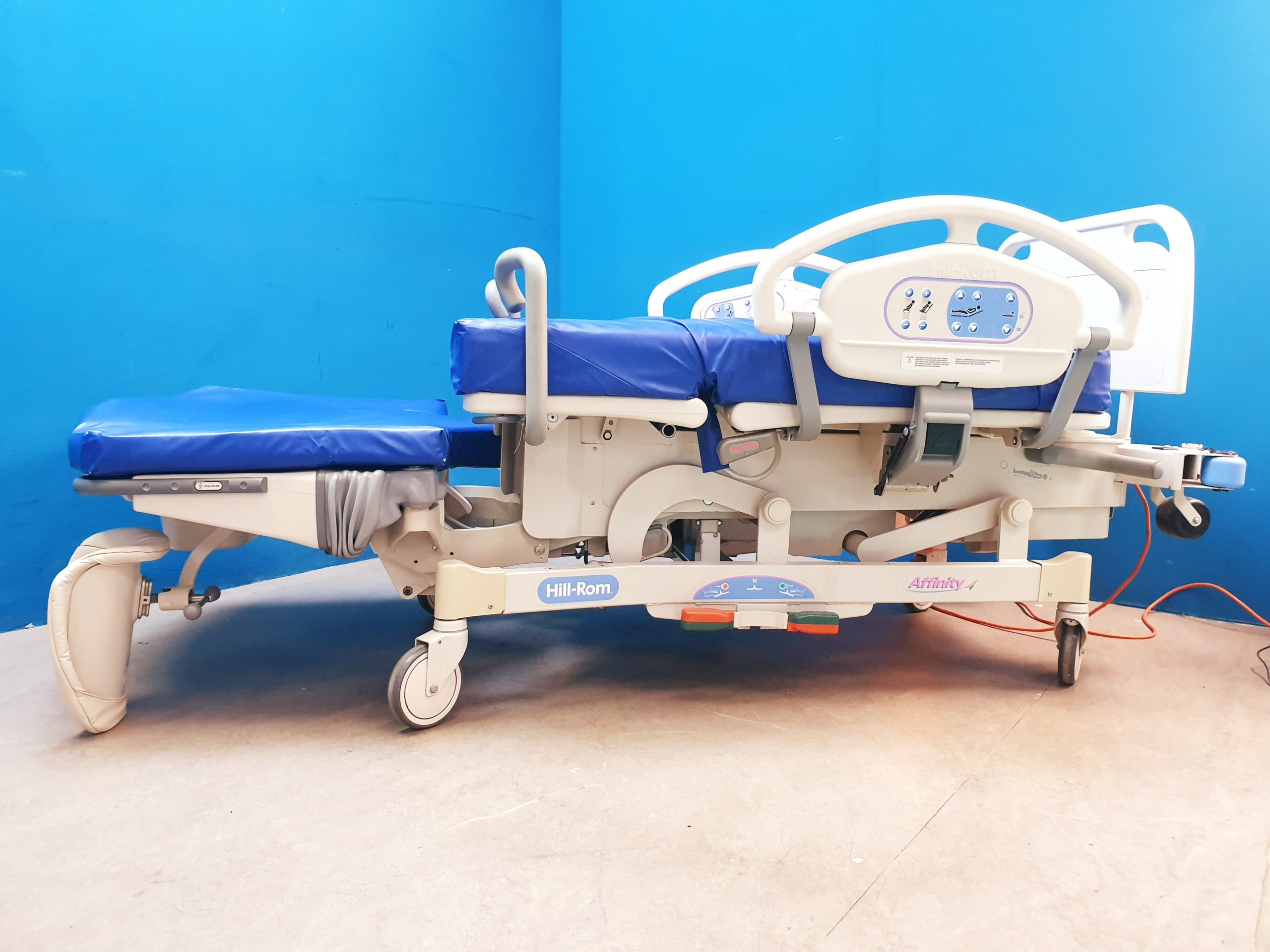 Hill Rom – Affinity Model P3700 – Entbindungsbett
