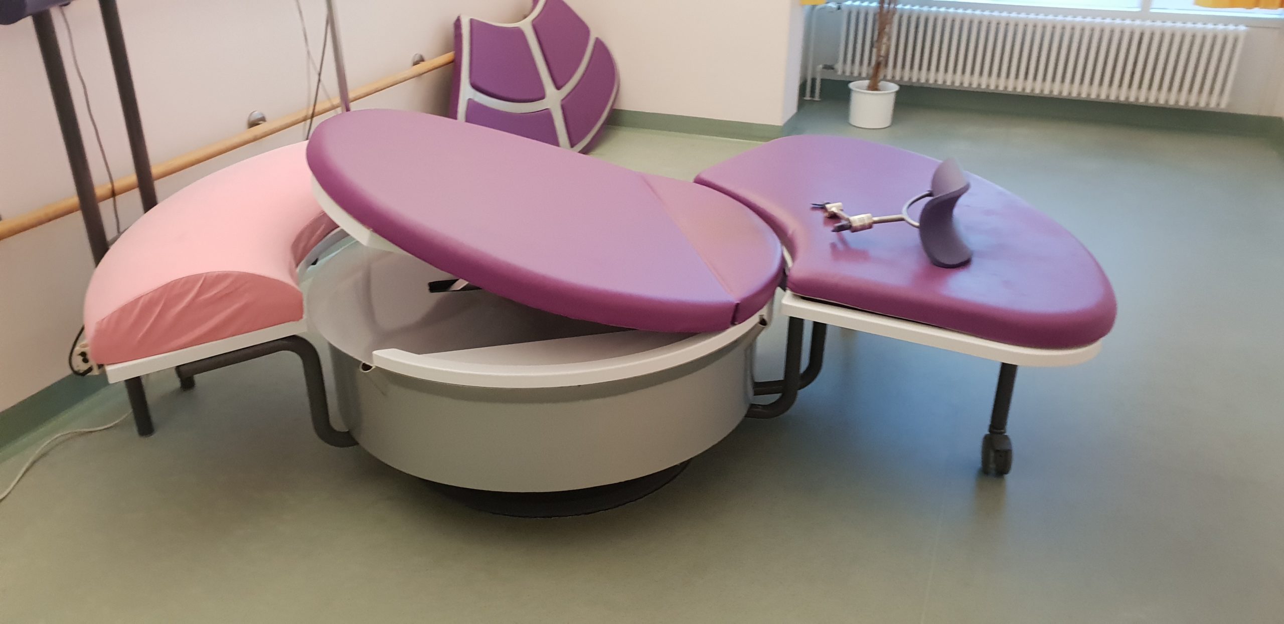 VITALUX Vivipar Vitalux EA-03-2-2 Entbindungsbett Gebärlandschaft