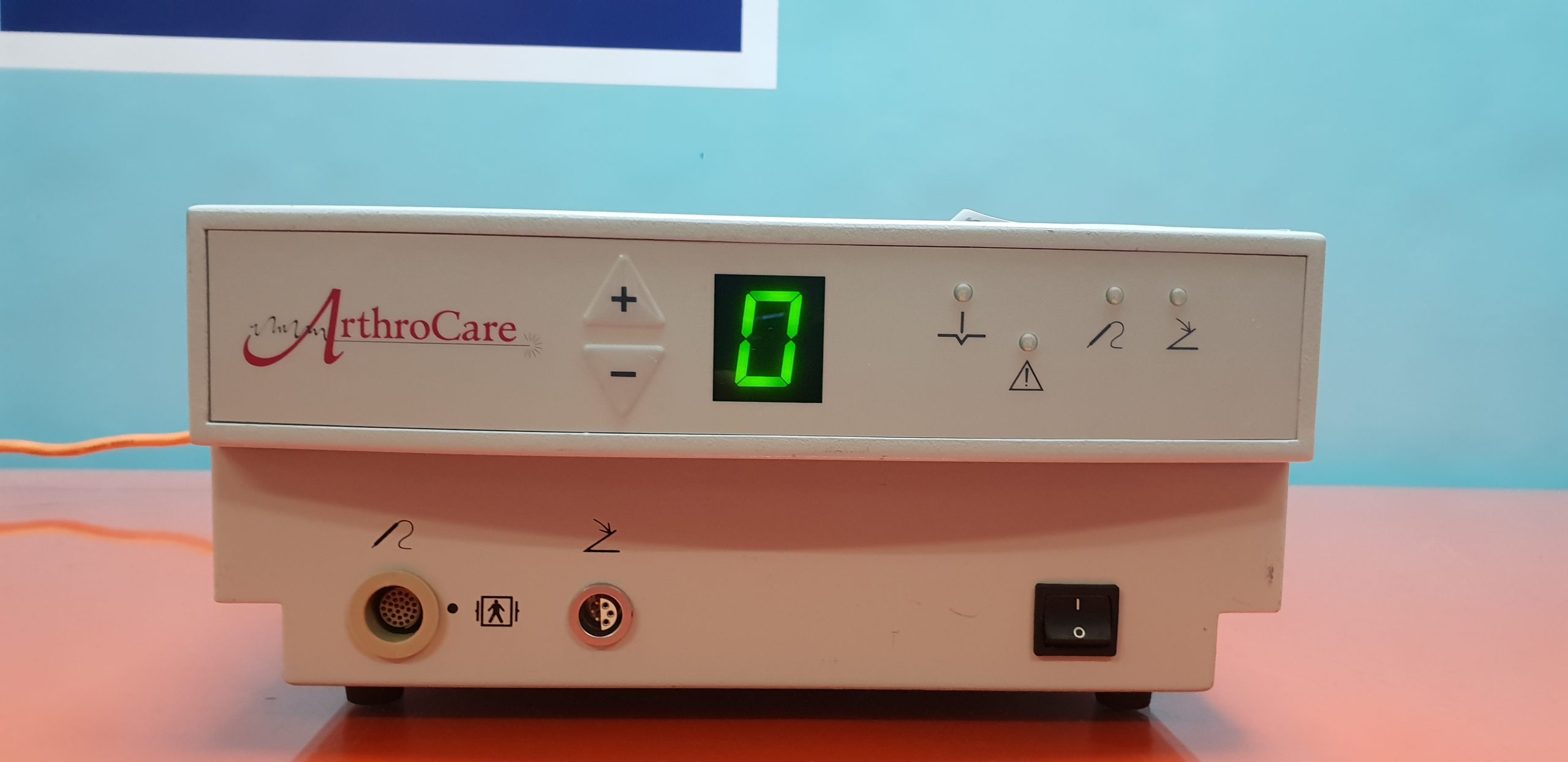 ArthroCare System 2000 Arthroscopic Electrosurgery System // HF SURGICAL EQUIPMENT