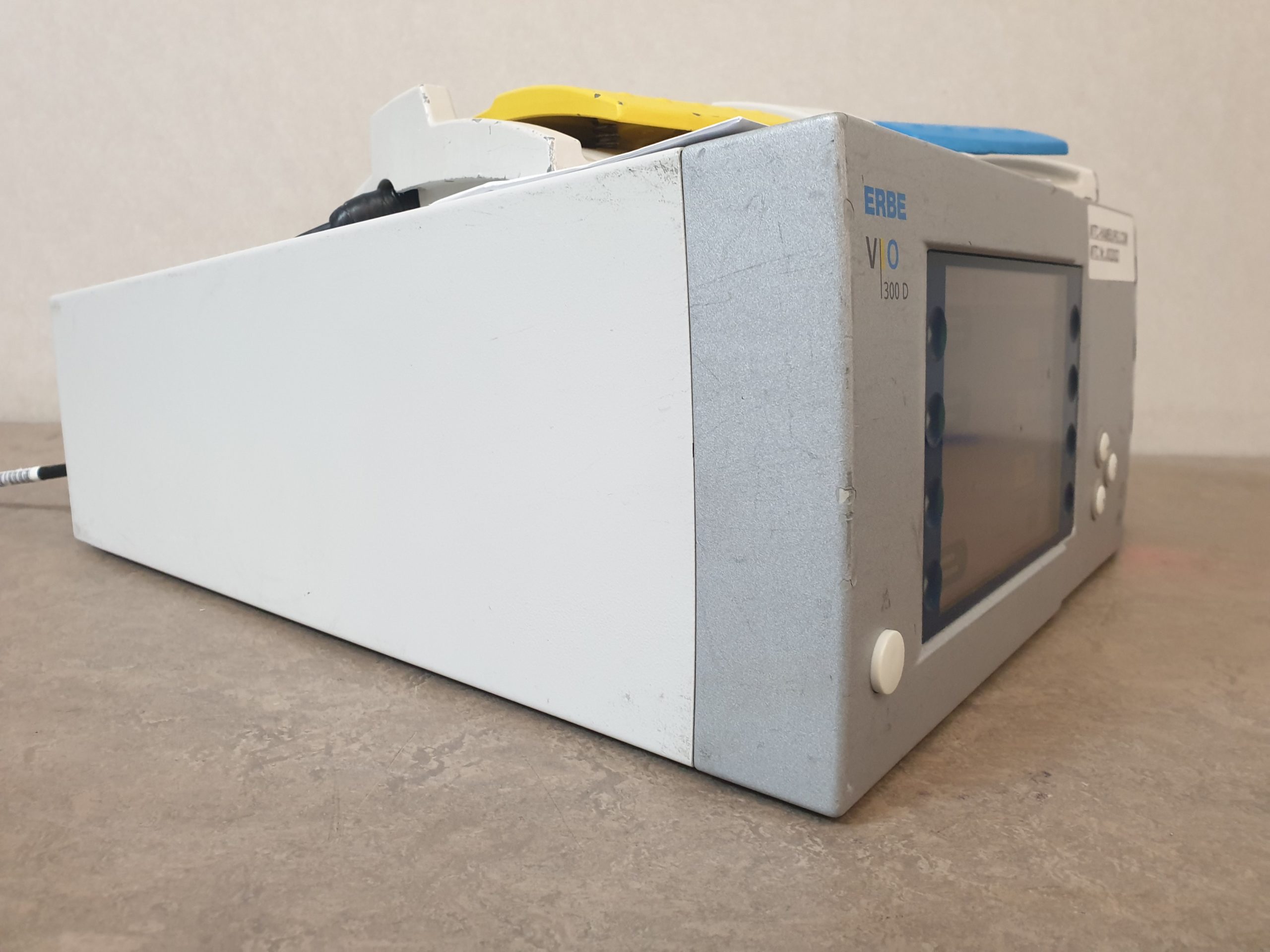 Erbe VIO 300 D // 300D HF Gerät mit Fußschalter SW- 1.8.0 Romanic MIT STK – Prüfprotokoll