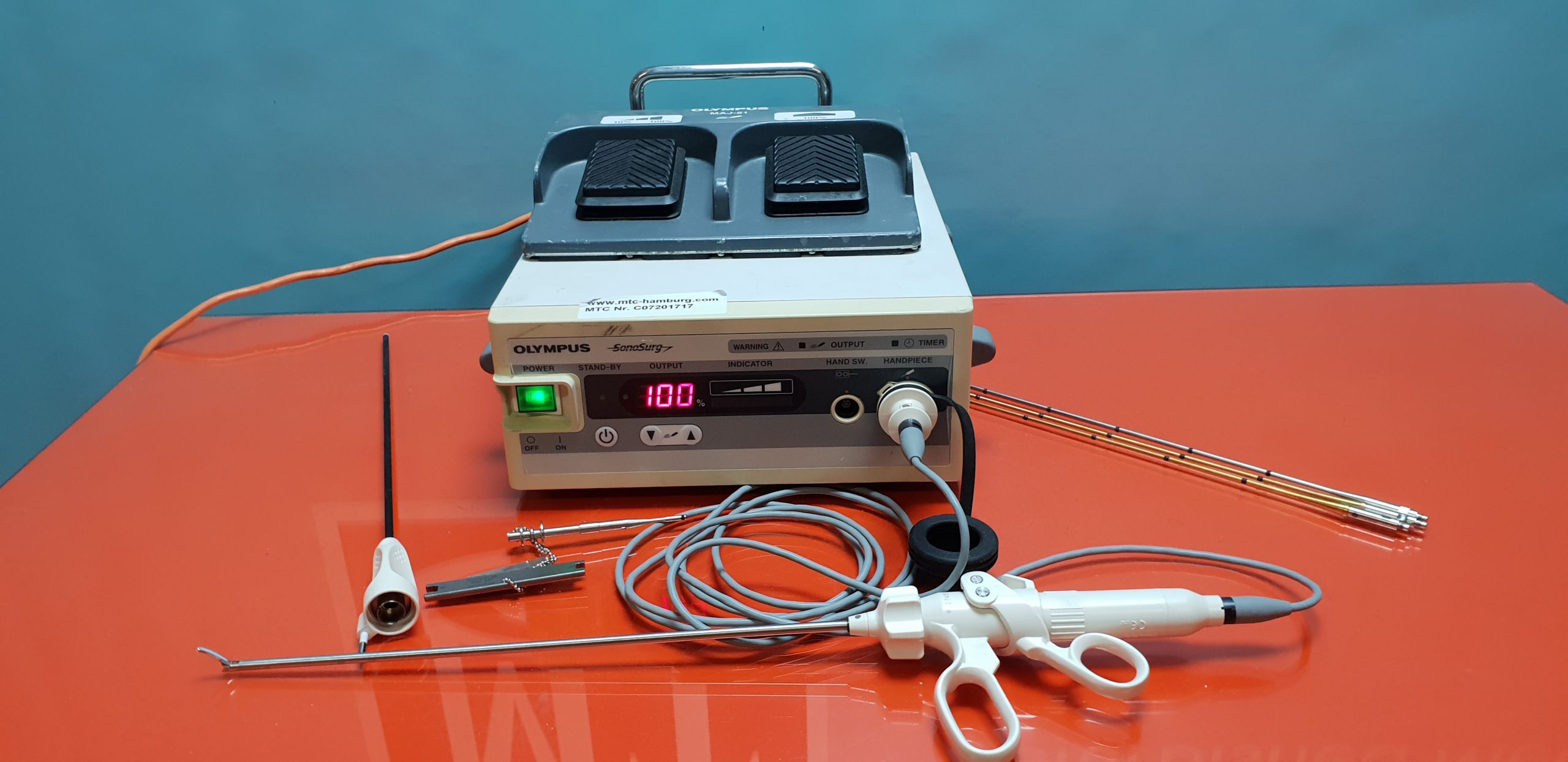 Olympus SonoSurg G2 Electrosurgical Unit with Foot Pedal MAJ-51