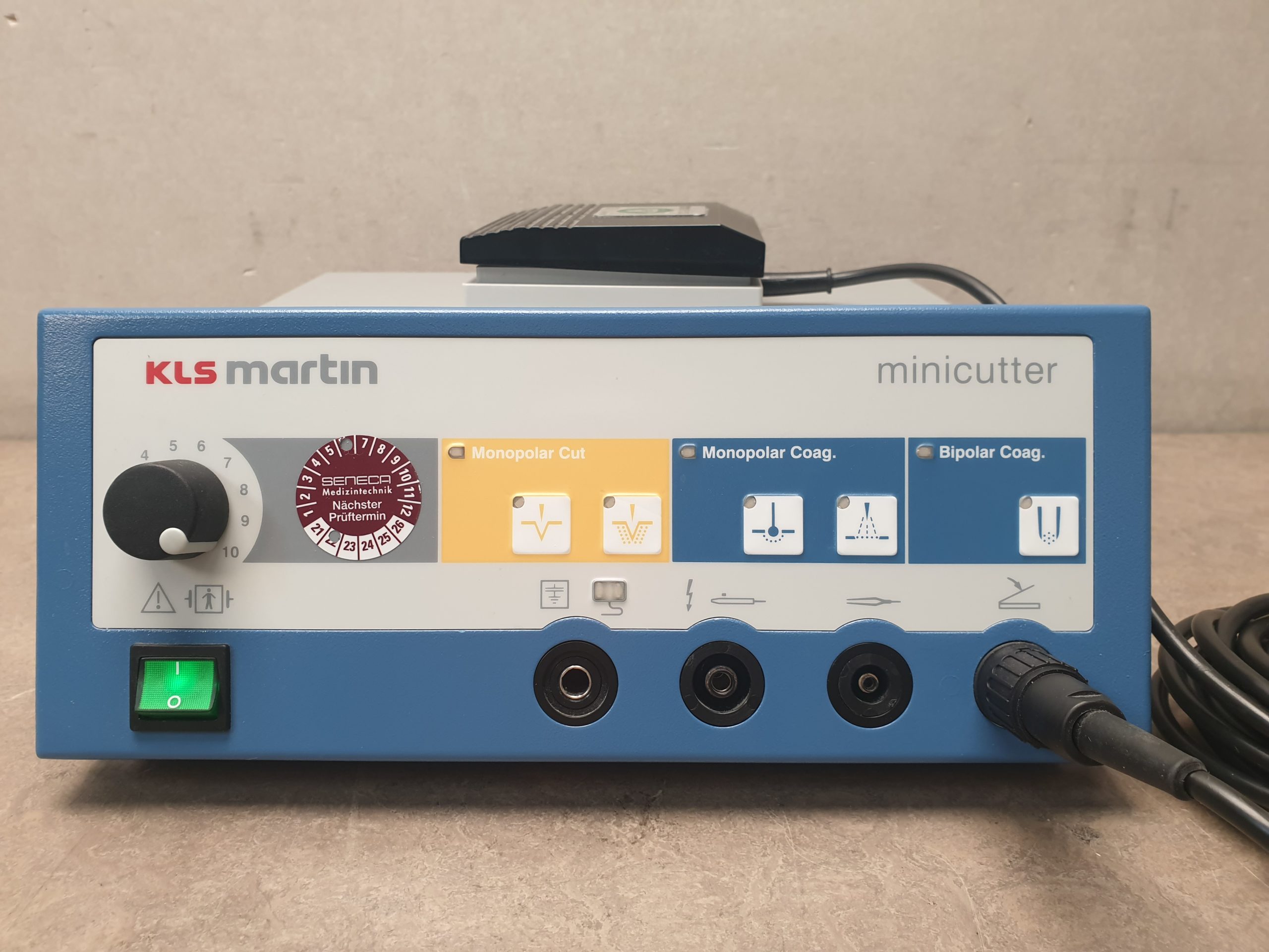 KLS Martin MMC80 minicutter mono- und Bipolar HF -Gerät – mit Fusschalter