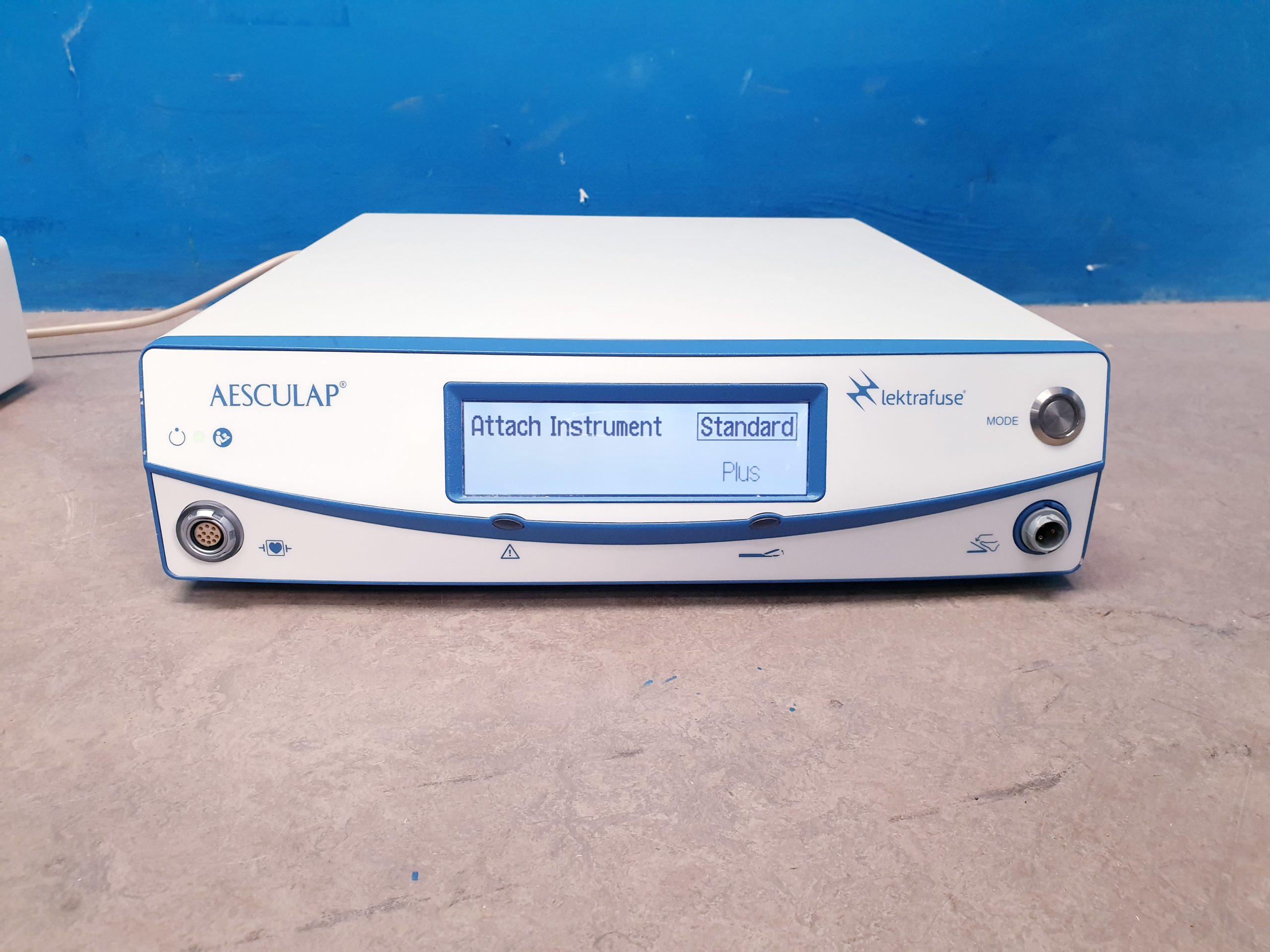 Aesculap GN200 GN 200 Lektrafuse RF Generator HF Generator Bipolar ESU Electrosurgical