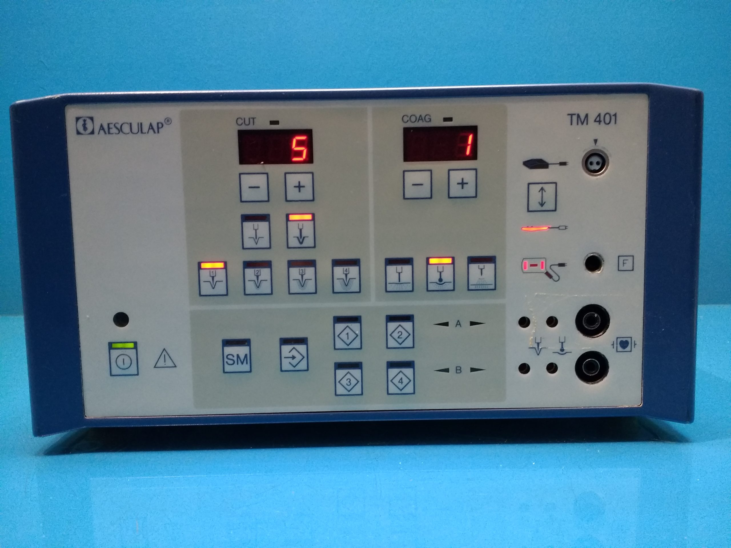 Aesculap TM 401 HF-Chirurgiegerät GN350 // GN 350