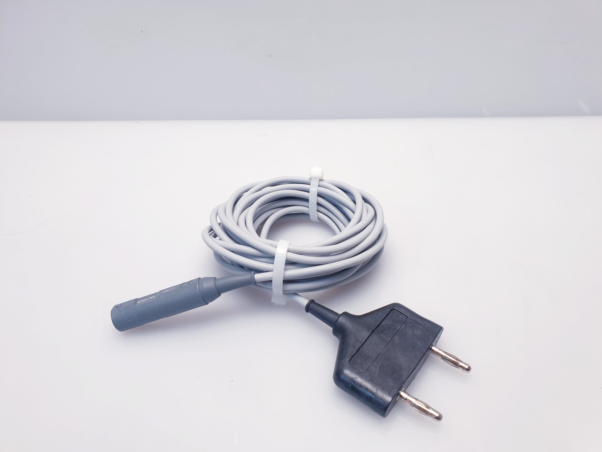 Valleylab E360150L bipolares Pinzetten-Anschlusskabel für HF-Chirurgiegeräte