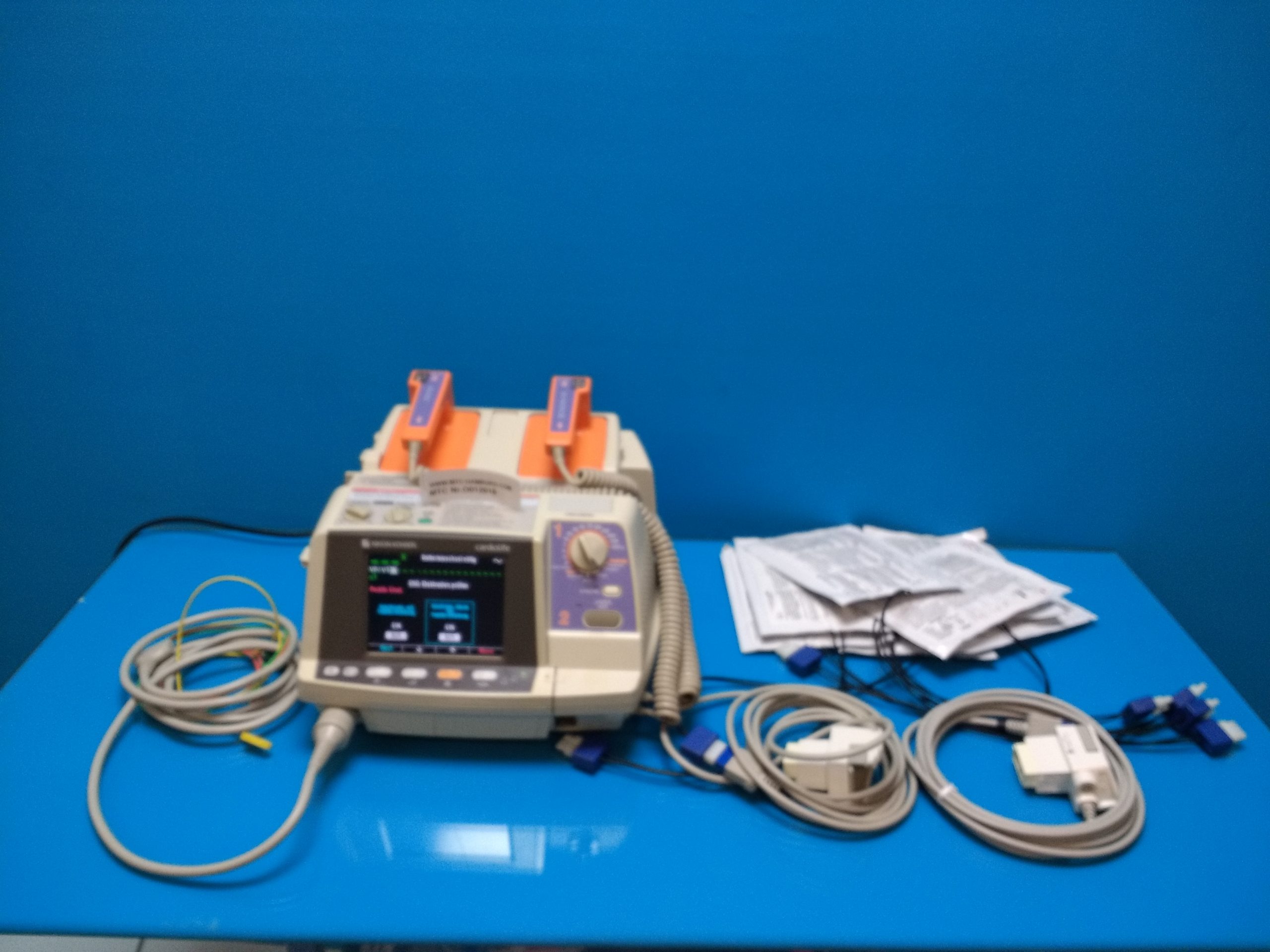 Nihon kohden Cardiolife TEC-7631K Defibrilator