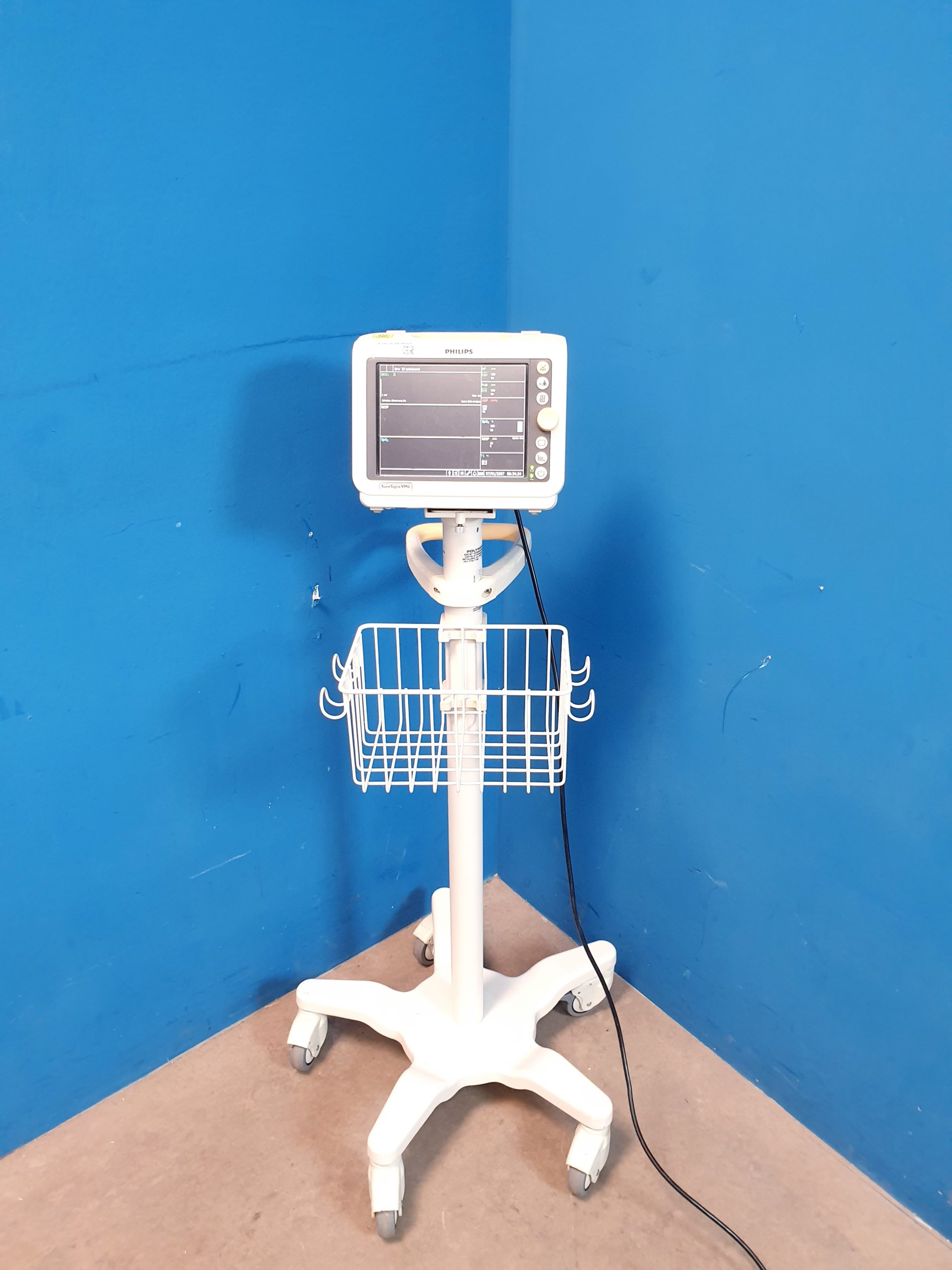 Philips SureSigns VM6 NIBP SpO2, EKG, Temp – auf Gestell