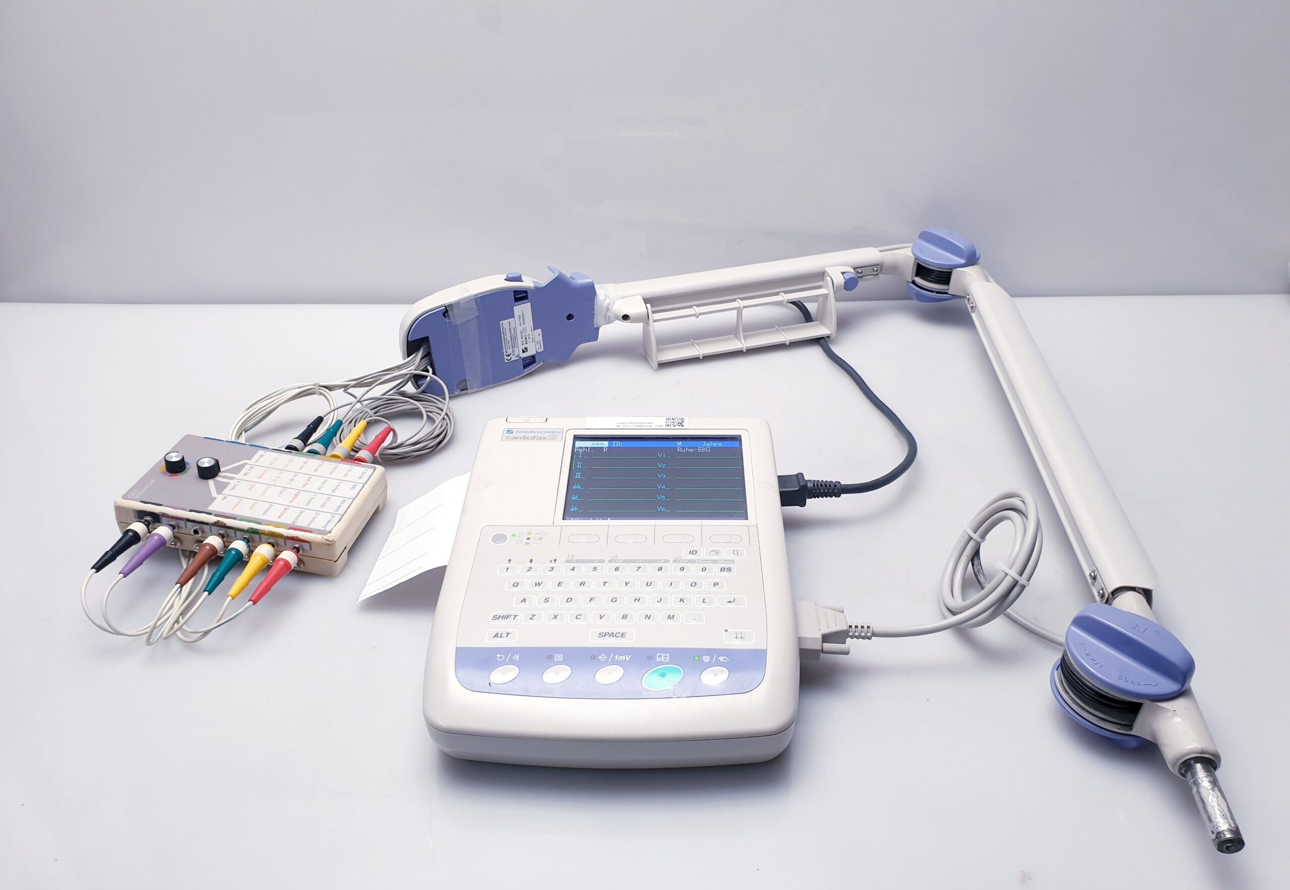 Nihon Kohden Cardiofax S ECG-1250K mit Arm