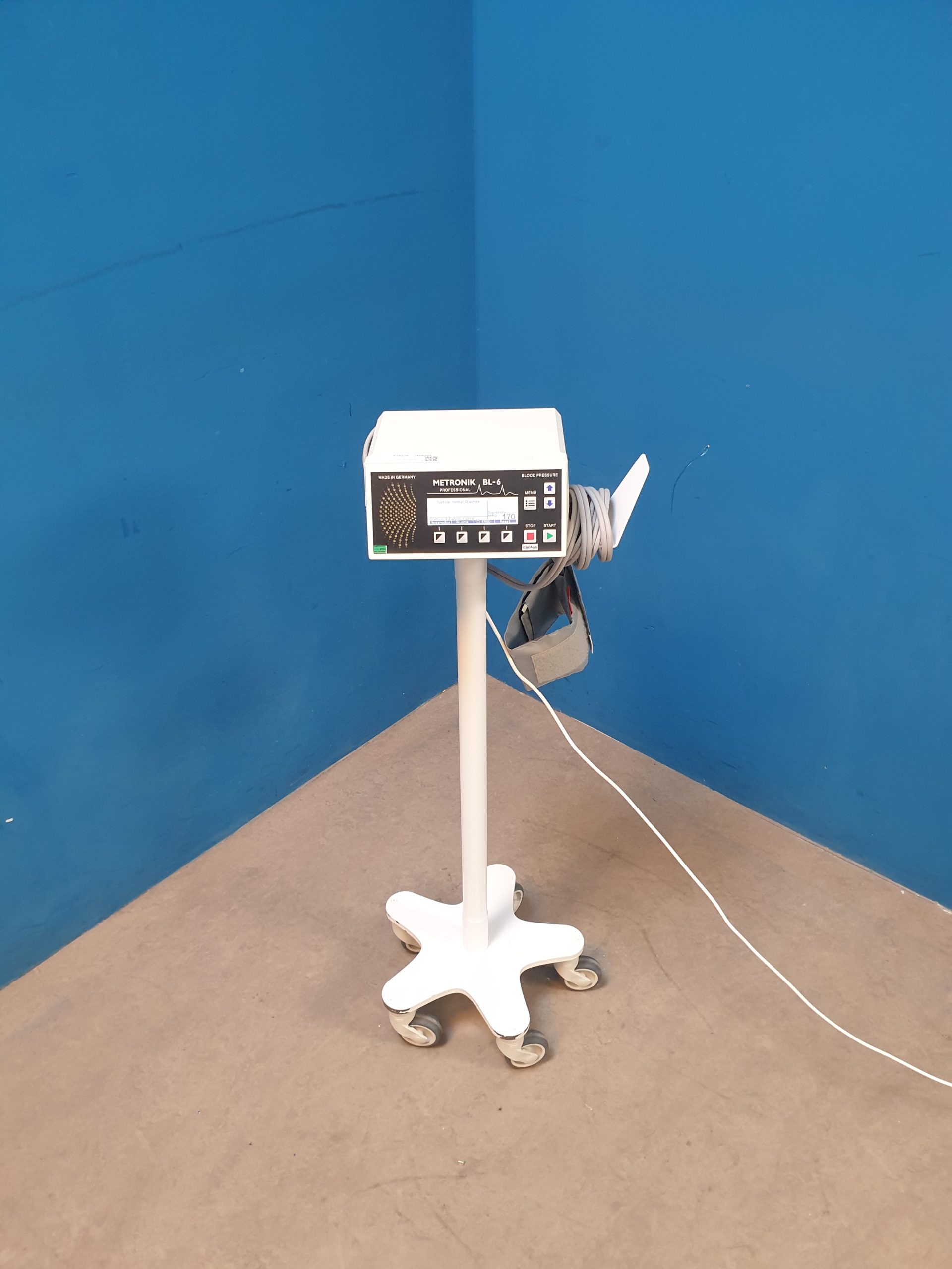 Medtronik Blutdruck-Monitor BL-6 für Ergometrie
