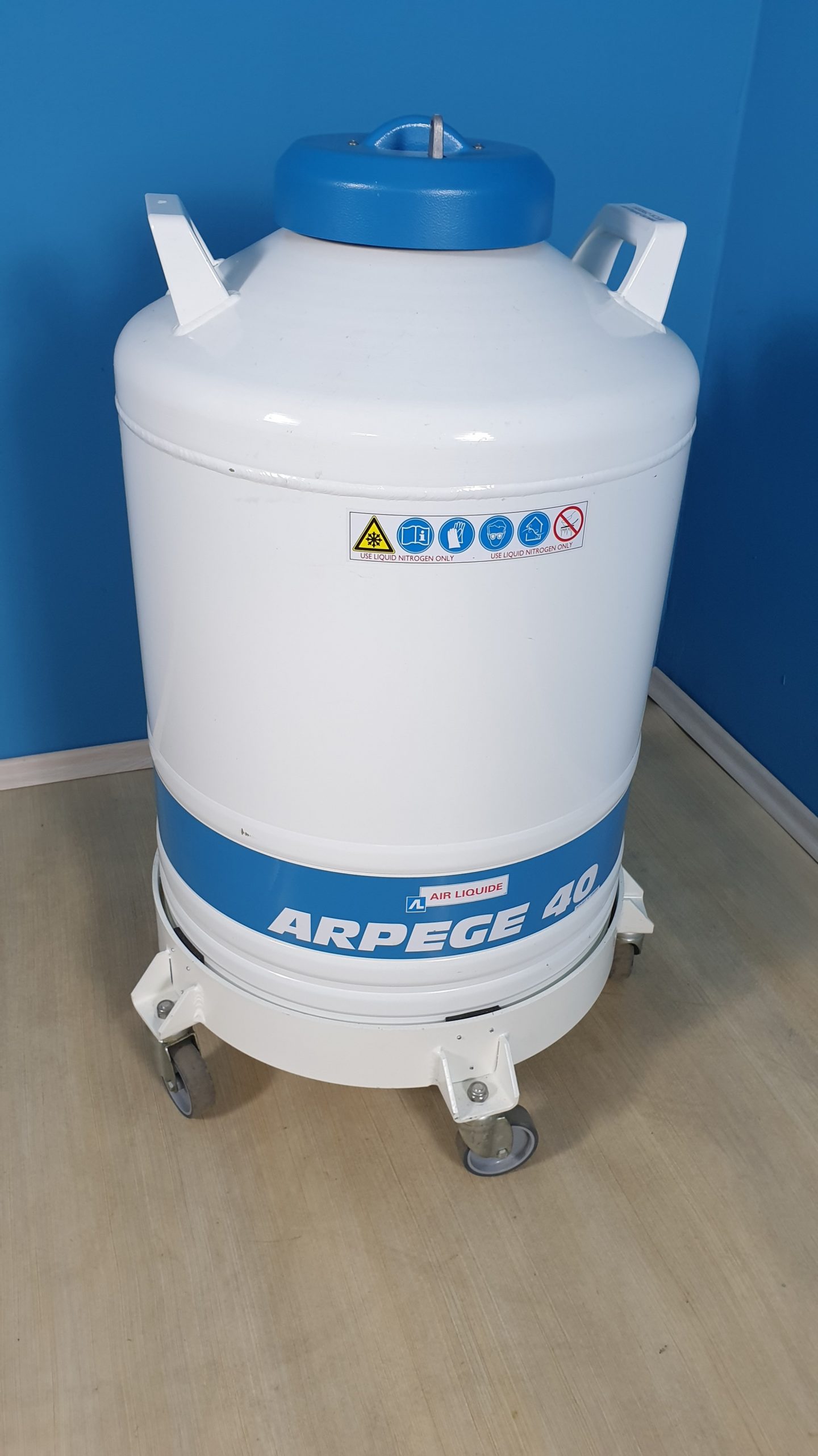 Arpege 40 Lagerbehälter v für Langzeit-Lagerung von biologischen Proben in Gas- oder Flüssigphasenlagerung.