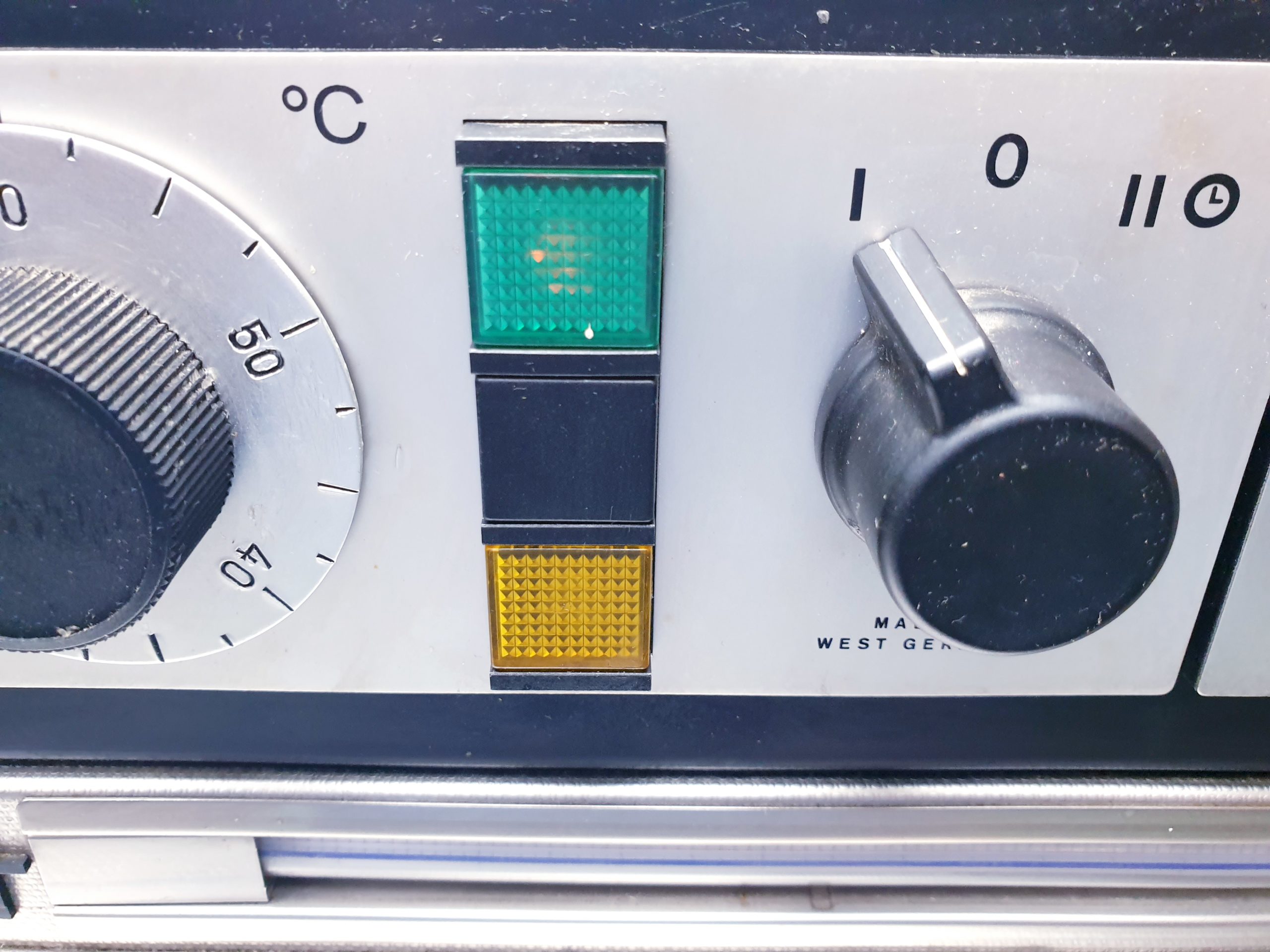 Memmert B26 Wärmeschränkchen