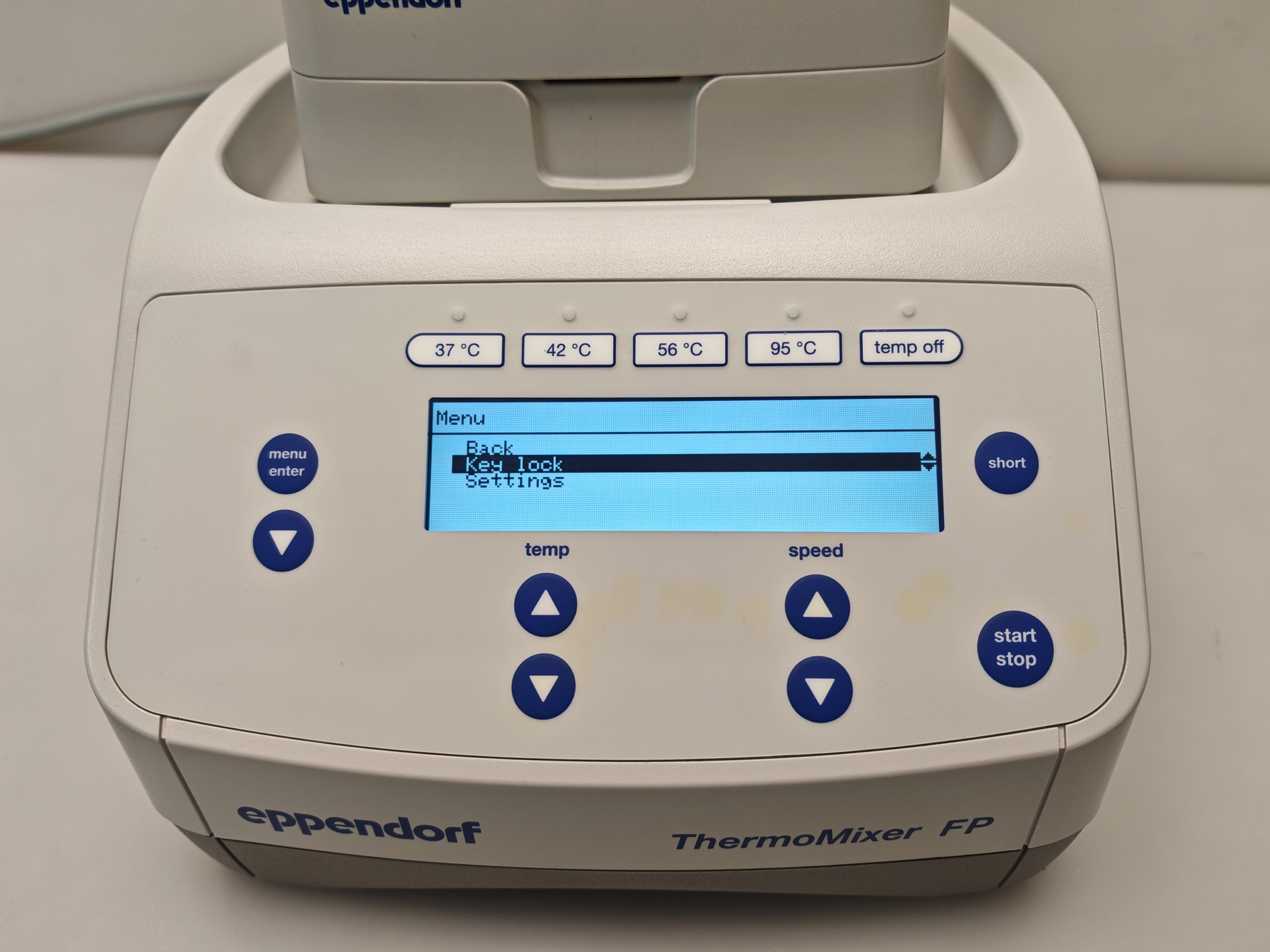 Eppendorf 5385 Thermomixer FP, Thermoblock Mikrolaten Tiefwell