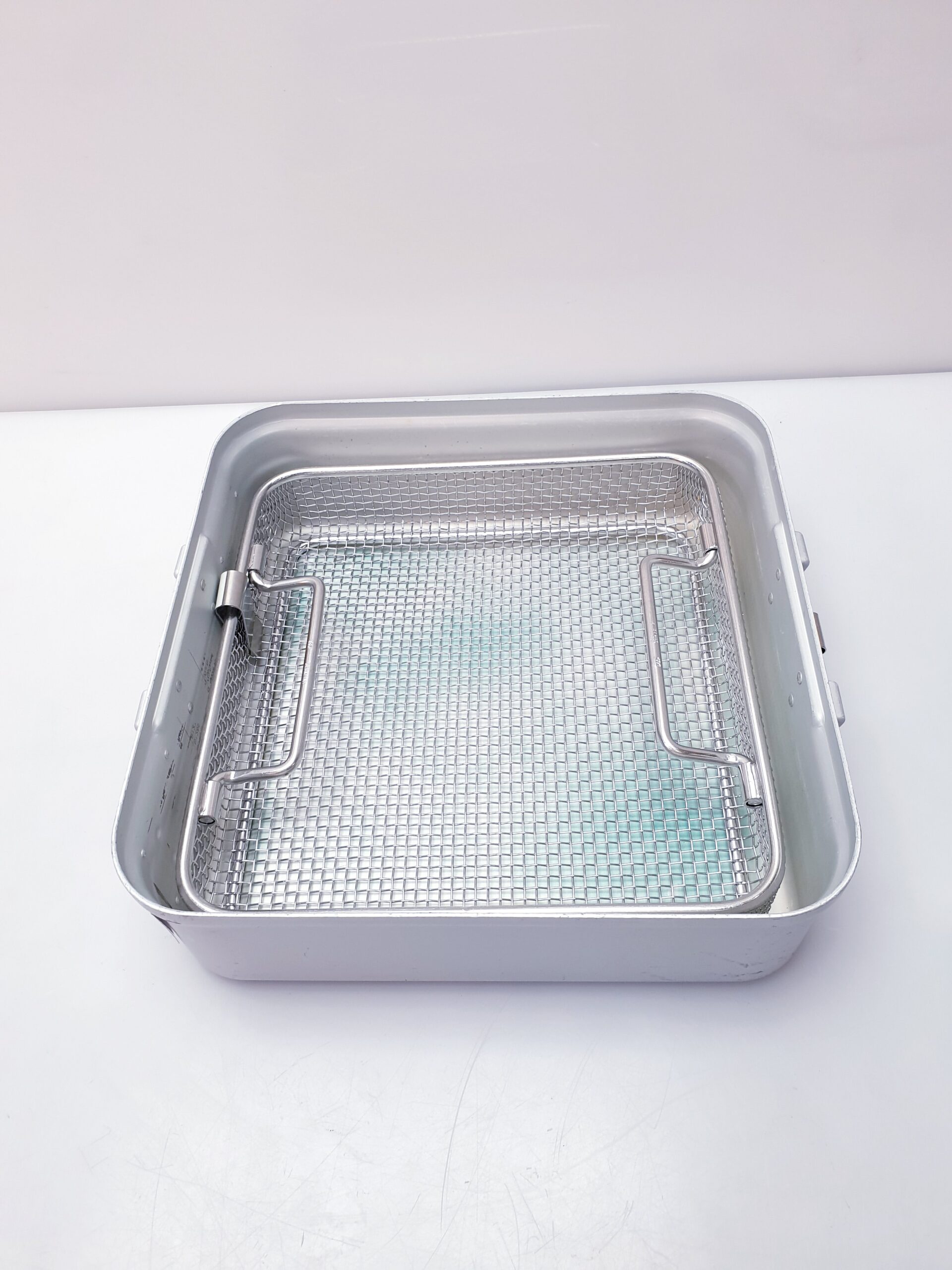 Steriboxen Sterikontainer – Sterilisationsbehälter ca 27 x 27 x 8,5