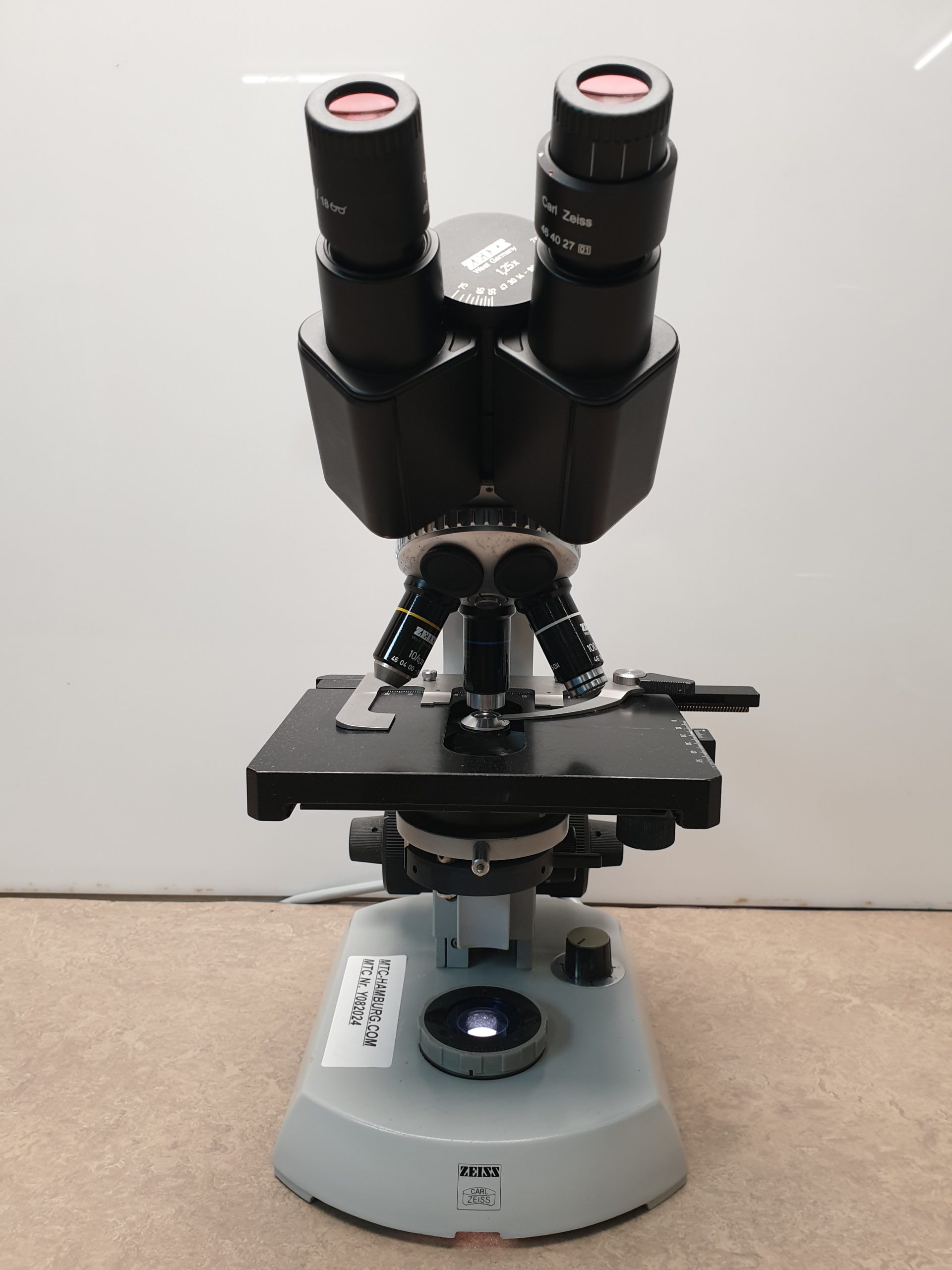 Zeiss 470916-9924 Mikroskop + Pkkularre + 3x Objektive