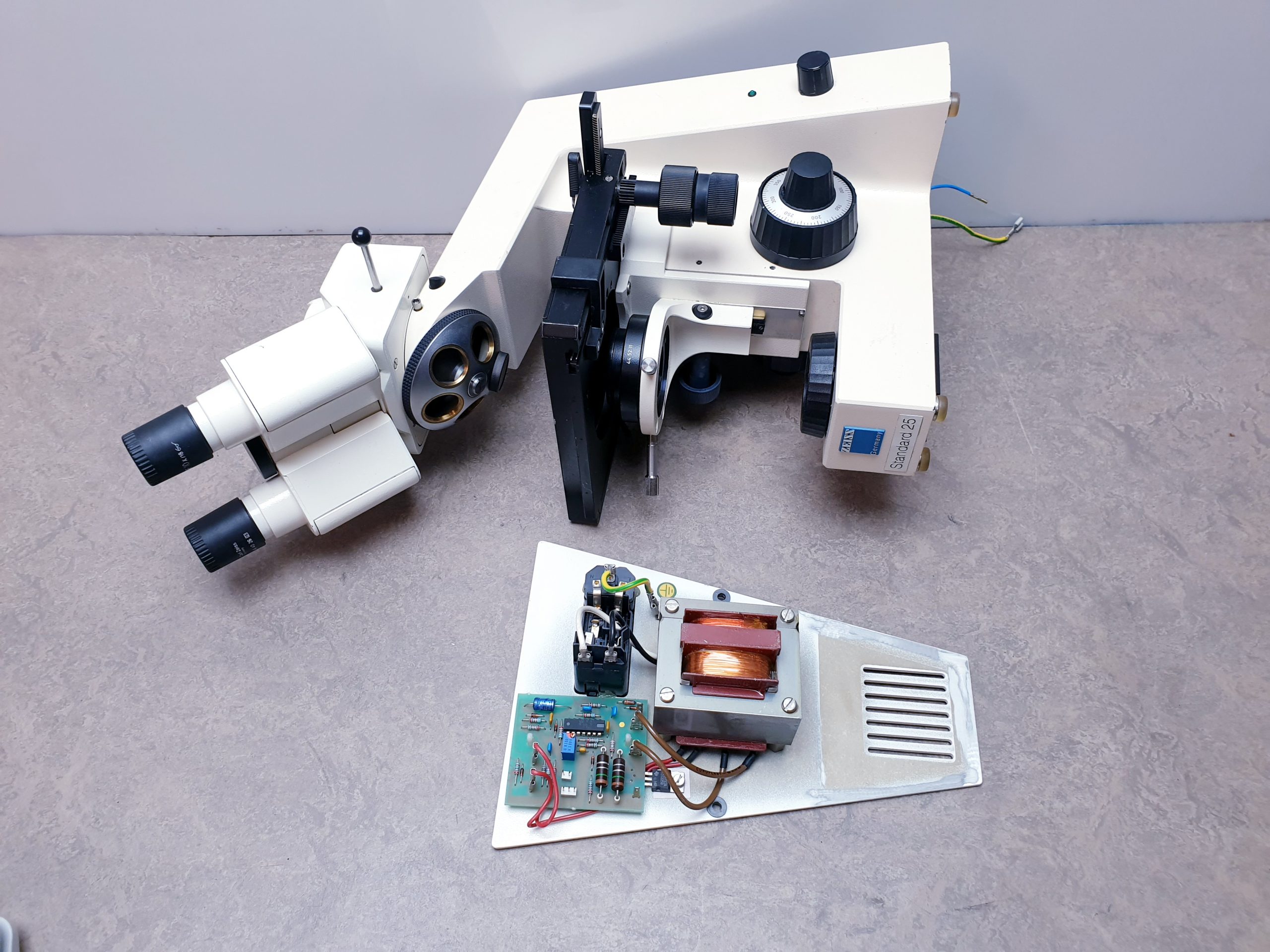Carl Zeiss Standard 25 Mikroskop Defekt – Ersatzteilträger