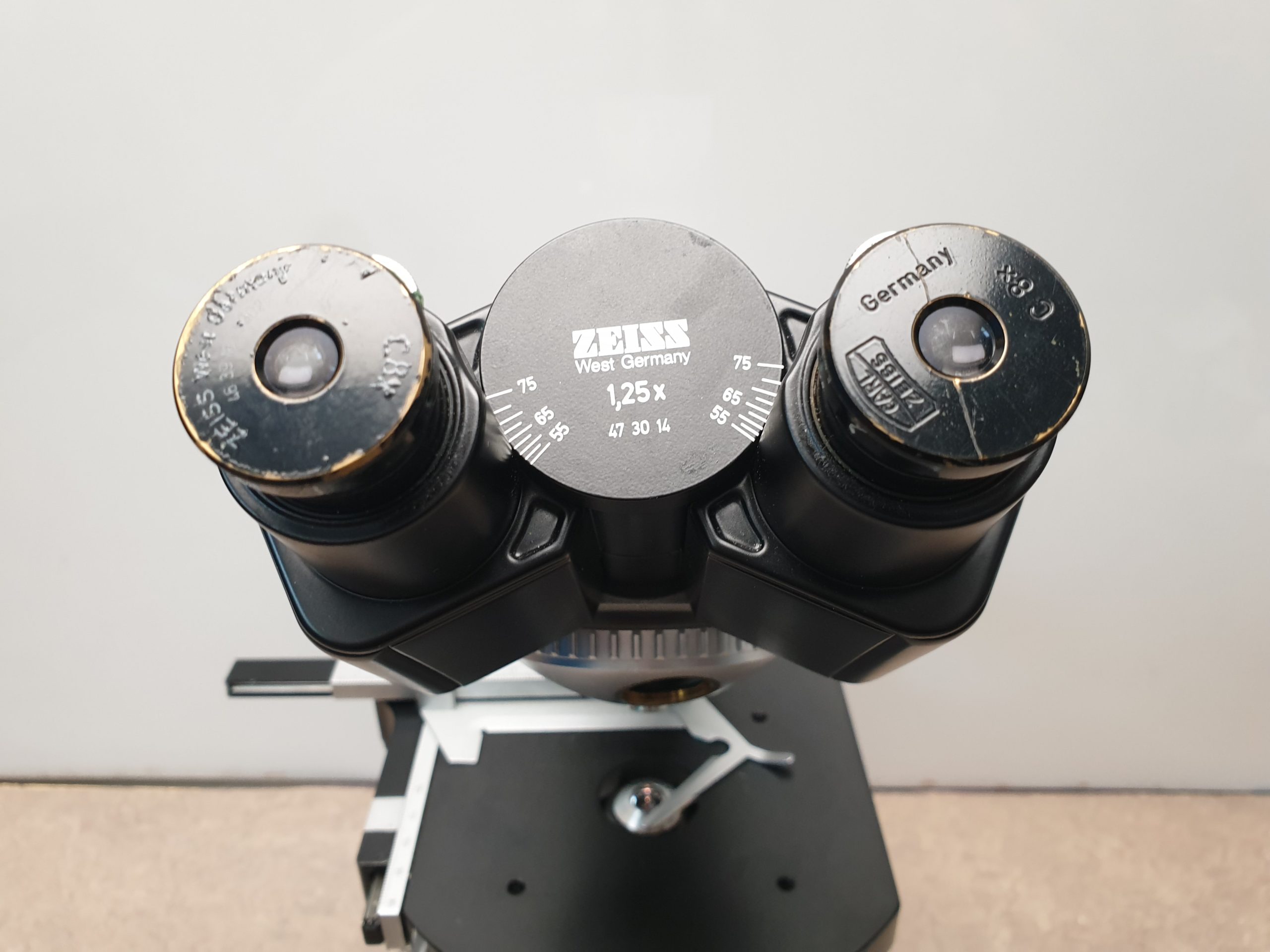 Zeiss 470914-9902 54 Mikroskop Tischmikroskop