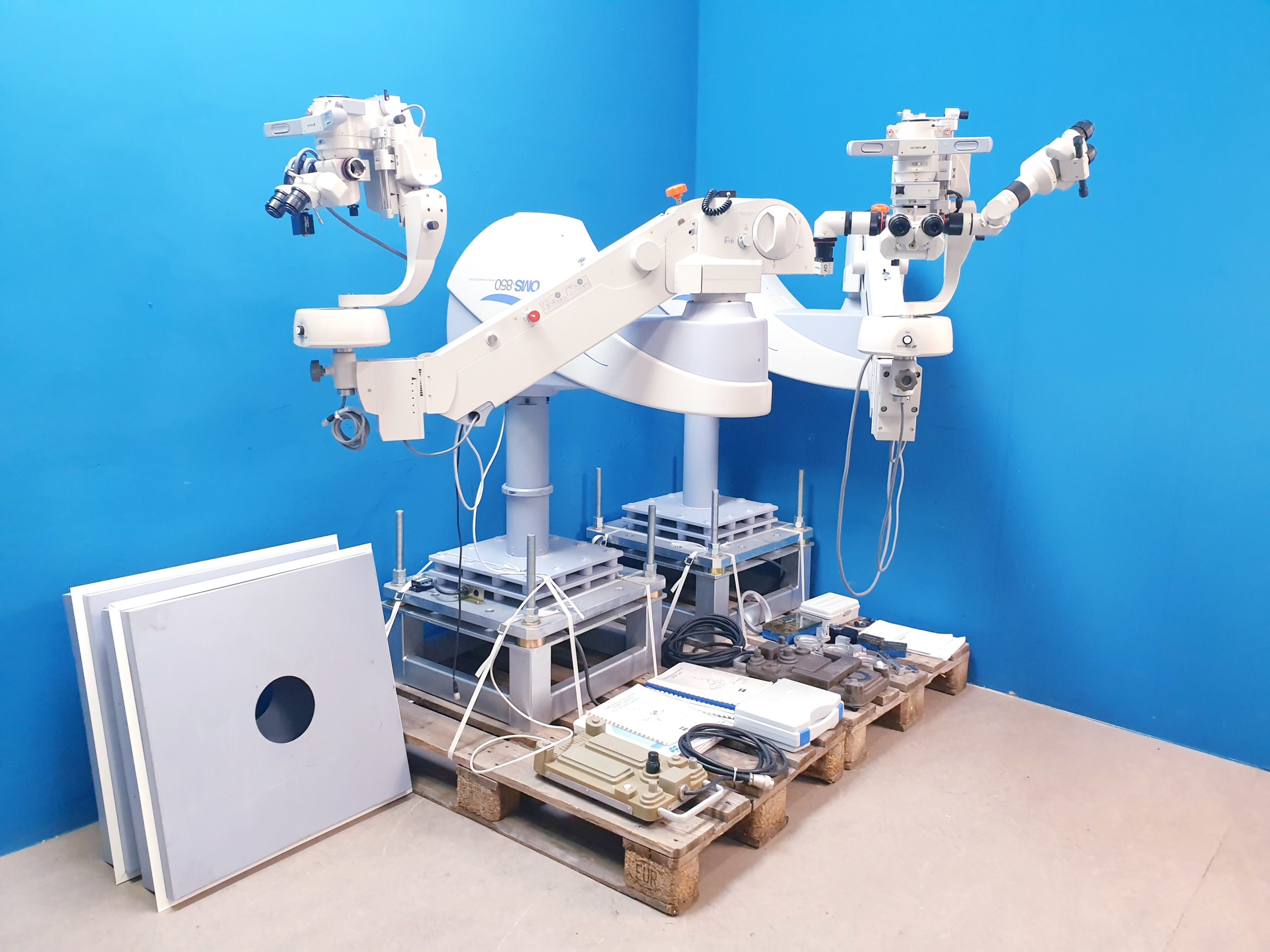 Topcon OMS-850 OFFISS Operation Microscope OP Mikroskop für die Ophtalmologie