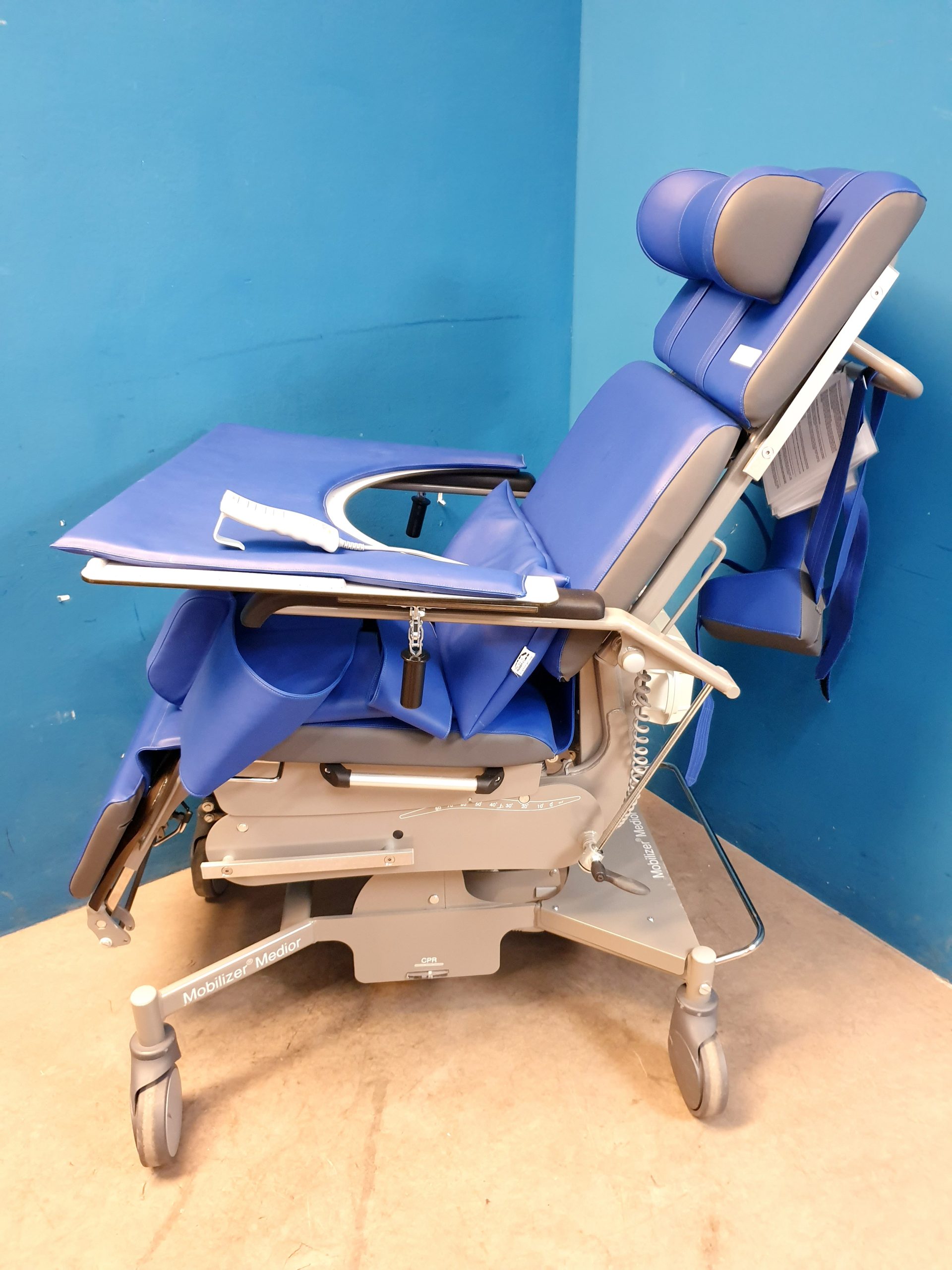 Rehamedi Mobilizer Medior motorisiertes Therapiegerät sichere Frühmobilisation von Intensivpatienten