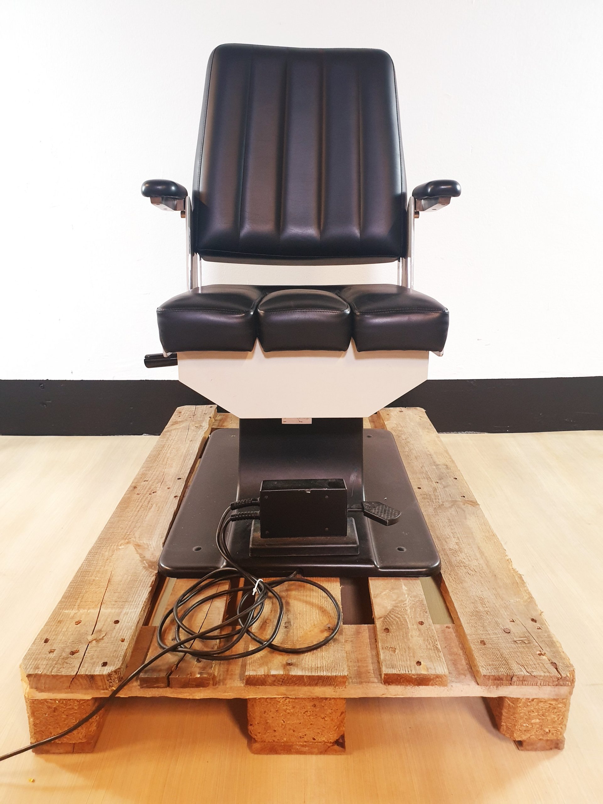 Rodenstock Patientenstuhl – elektrisch