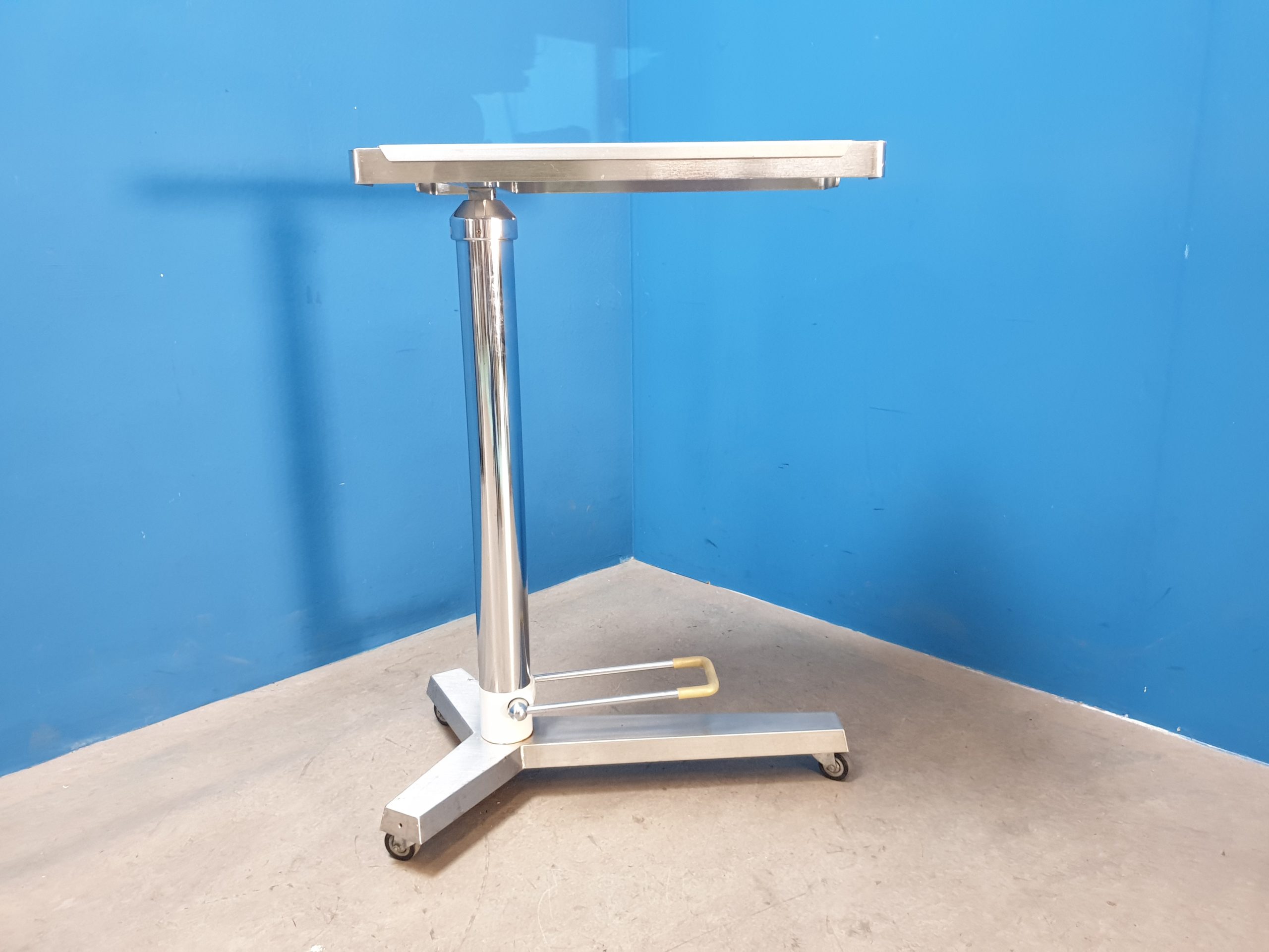 Stierlen Maquet Instrumentenzureichetisch Stumme Schwester
