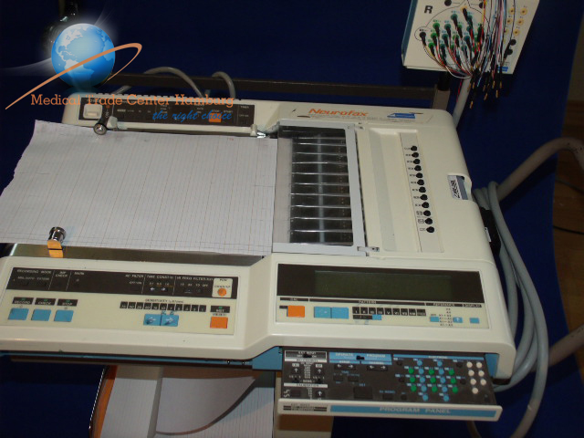 Nihon Kohden EEG Neurofax EEG- 7310 Inkl. EEG-Isolated Elektro inputBox JE -711A