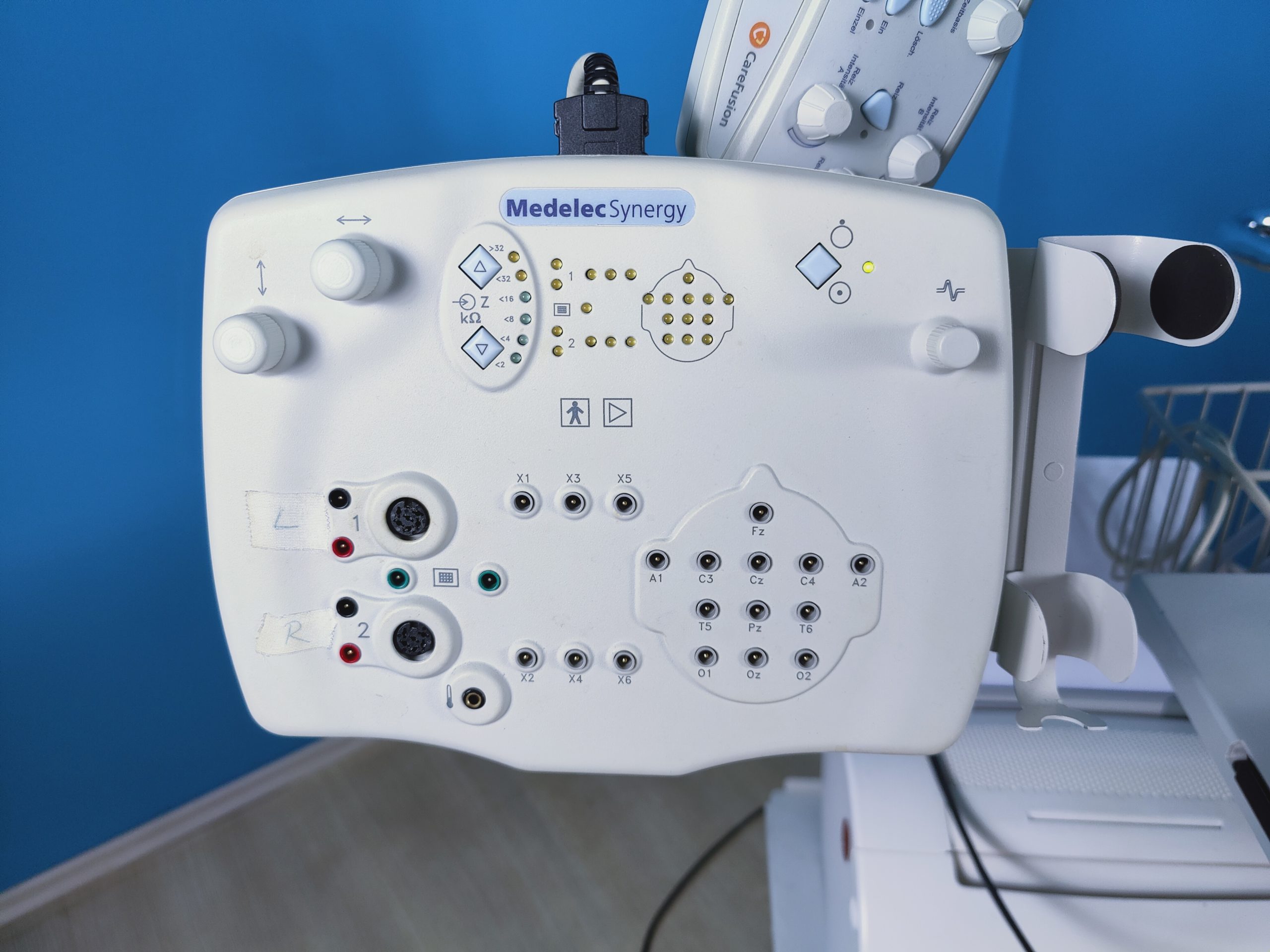 OXFORD INSTRUMENTS Medelec Synergy EMG