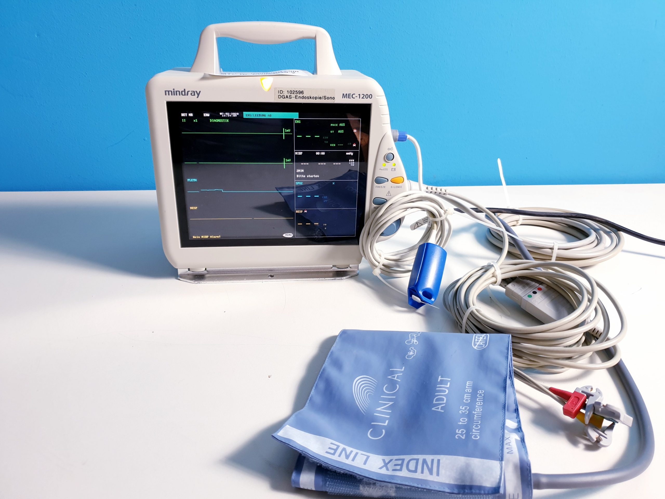 Mindray MEC-1200 // MEC1200 Patientenmonitor EKG: NiBp, SpO2 . Temp