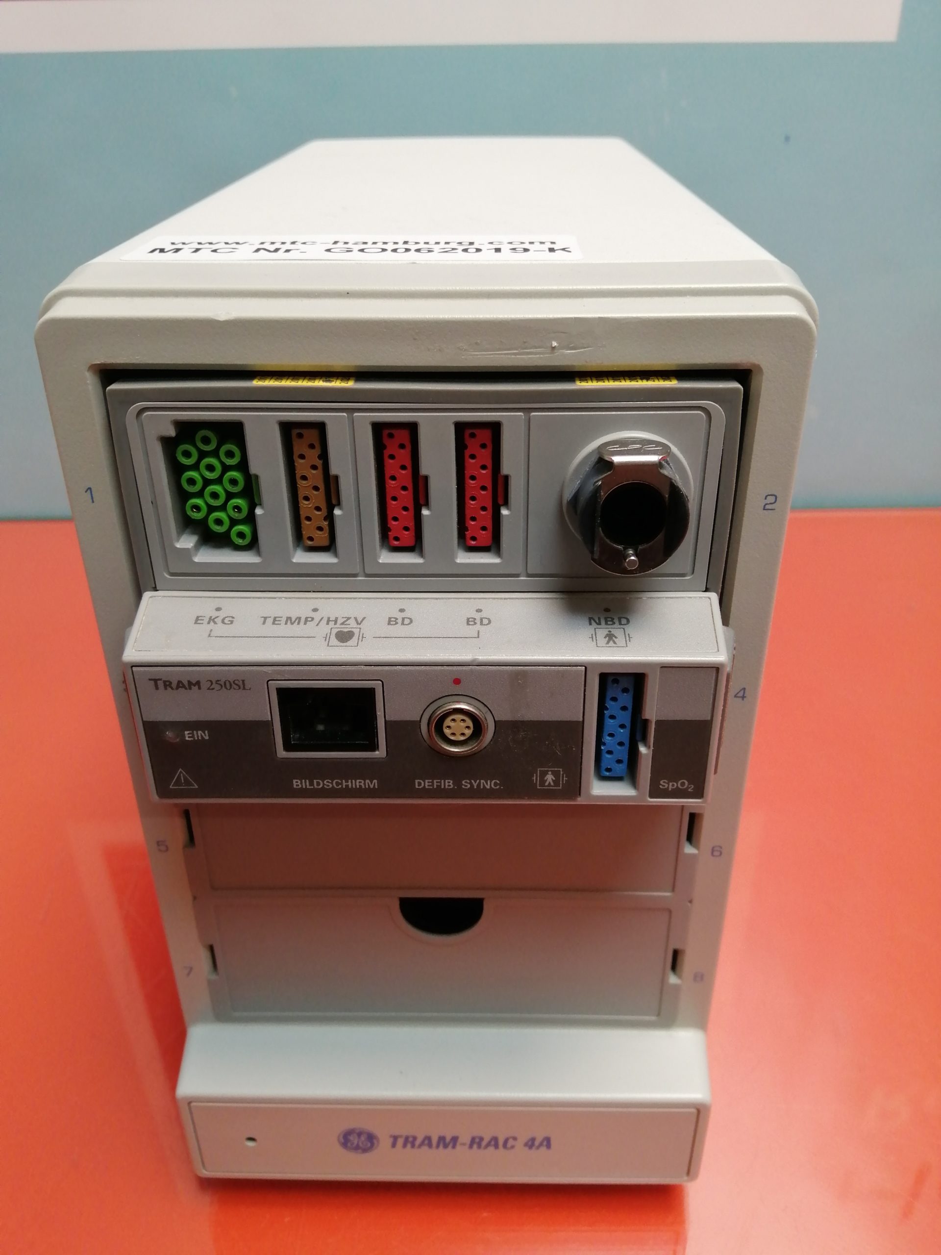 GE Tram-RAC 4a Modul Rack + Tram 250SL EKG SpO2 Temp BD BD , …