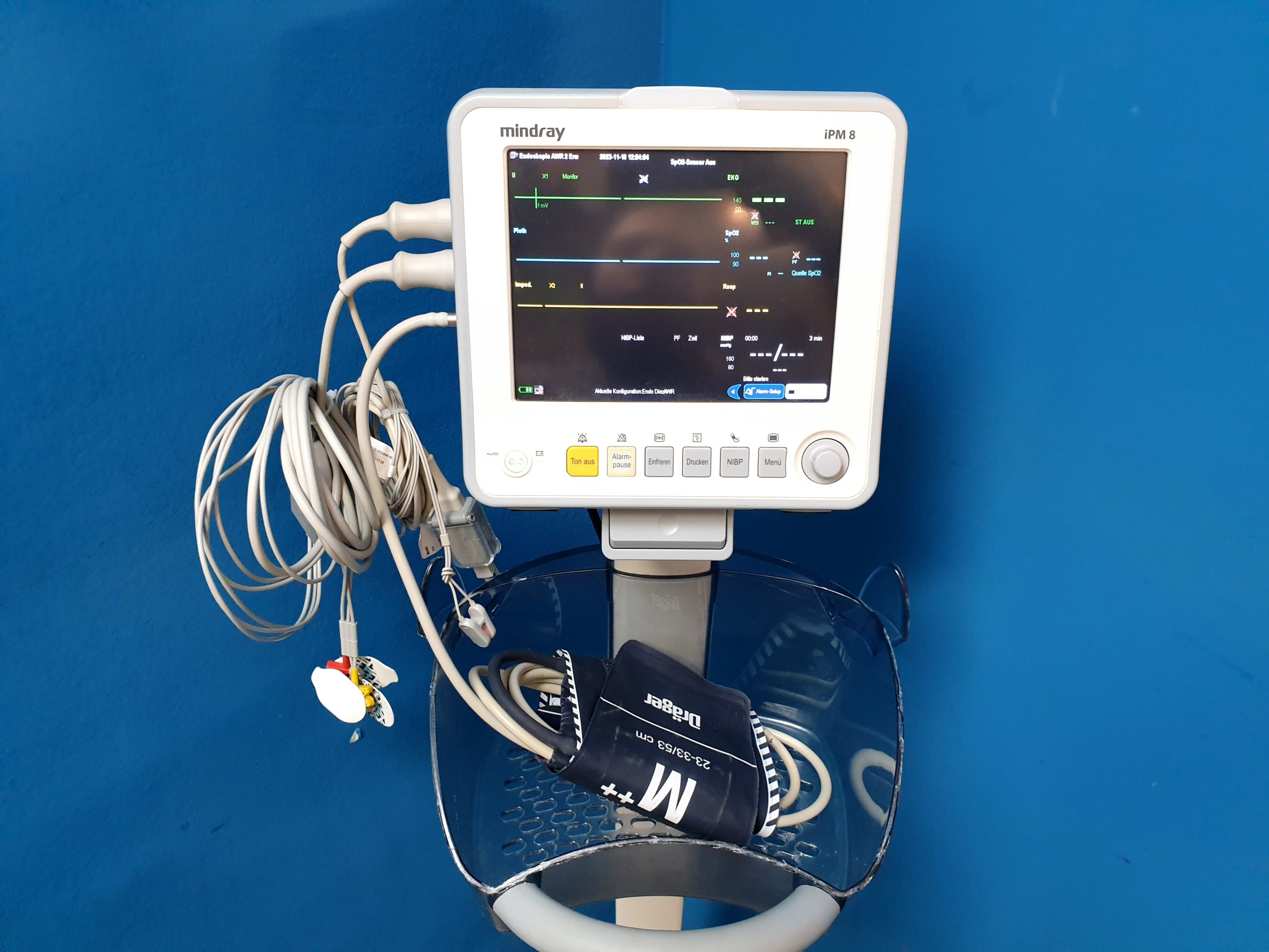 MINDRAY iPM 8 iPM8 Monitor – Übeerwachungsmonitor + EKG Ableitungskabel + SpO2 Sensor + Blutdruckmanschette