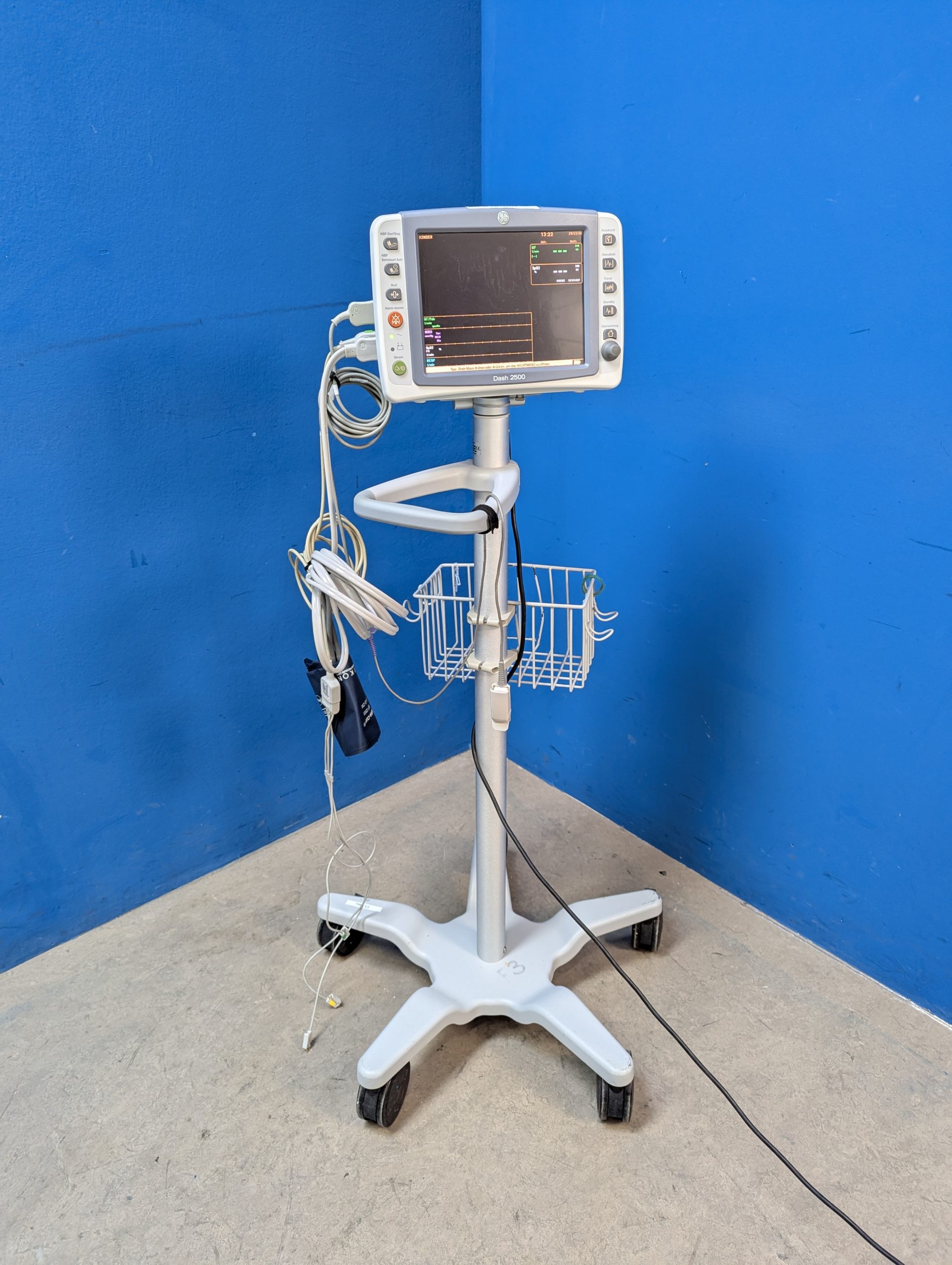 GE Dash 2500 Patienten Monitor-Überwachungsmonitor mit Fahrgestell