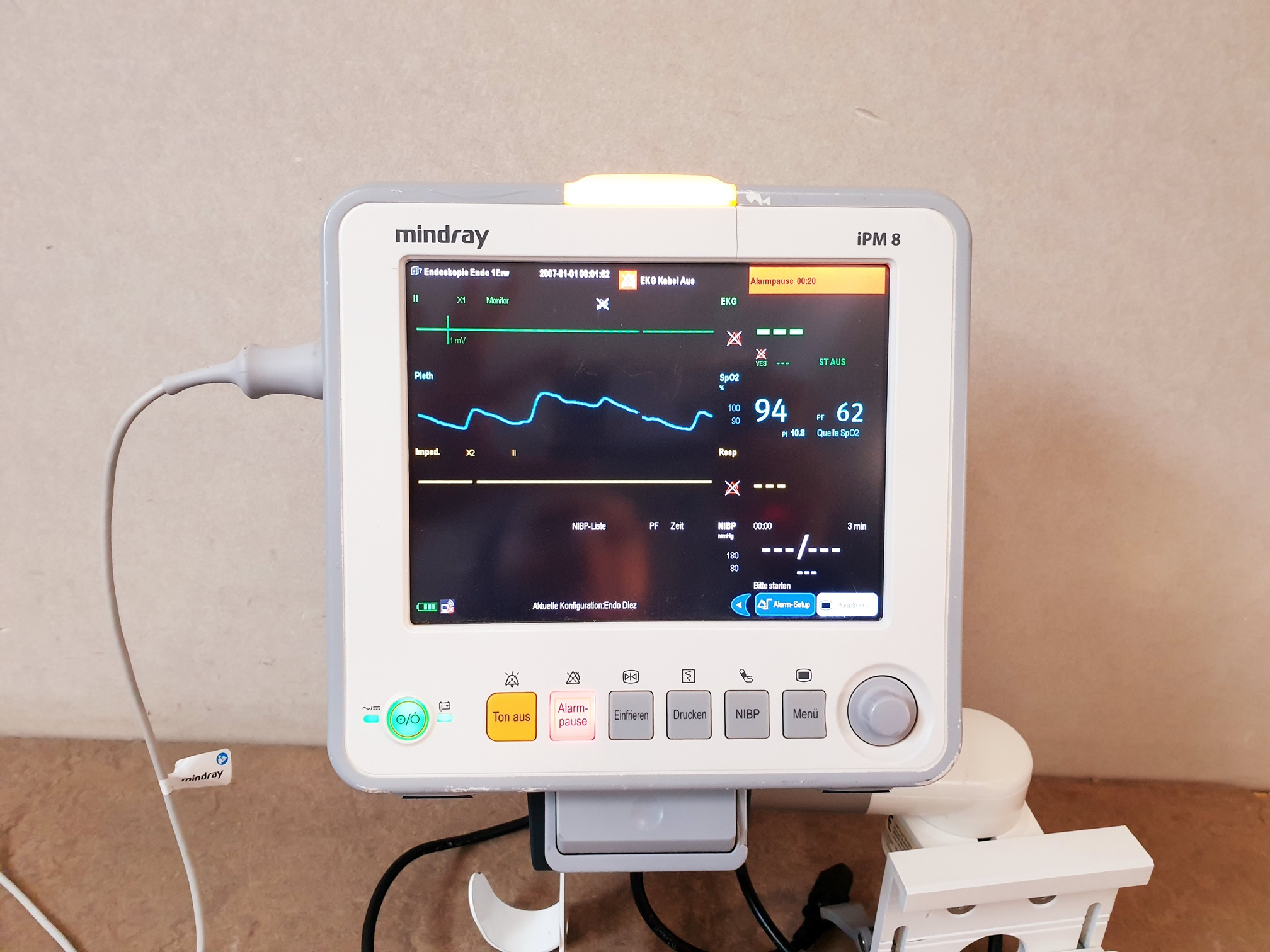 Mindray iPM 8 iPM8 Monitor – Übeerwachungsmonitor + SpO2 Sensor