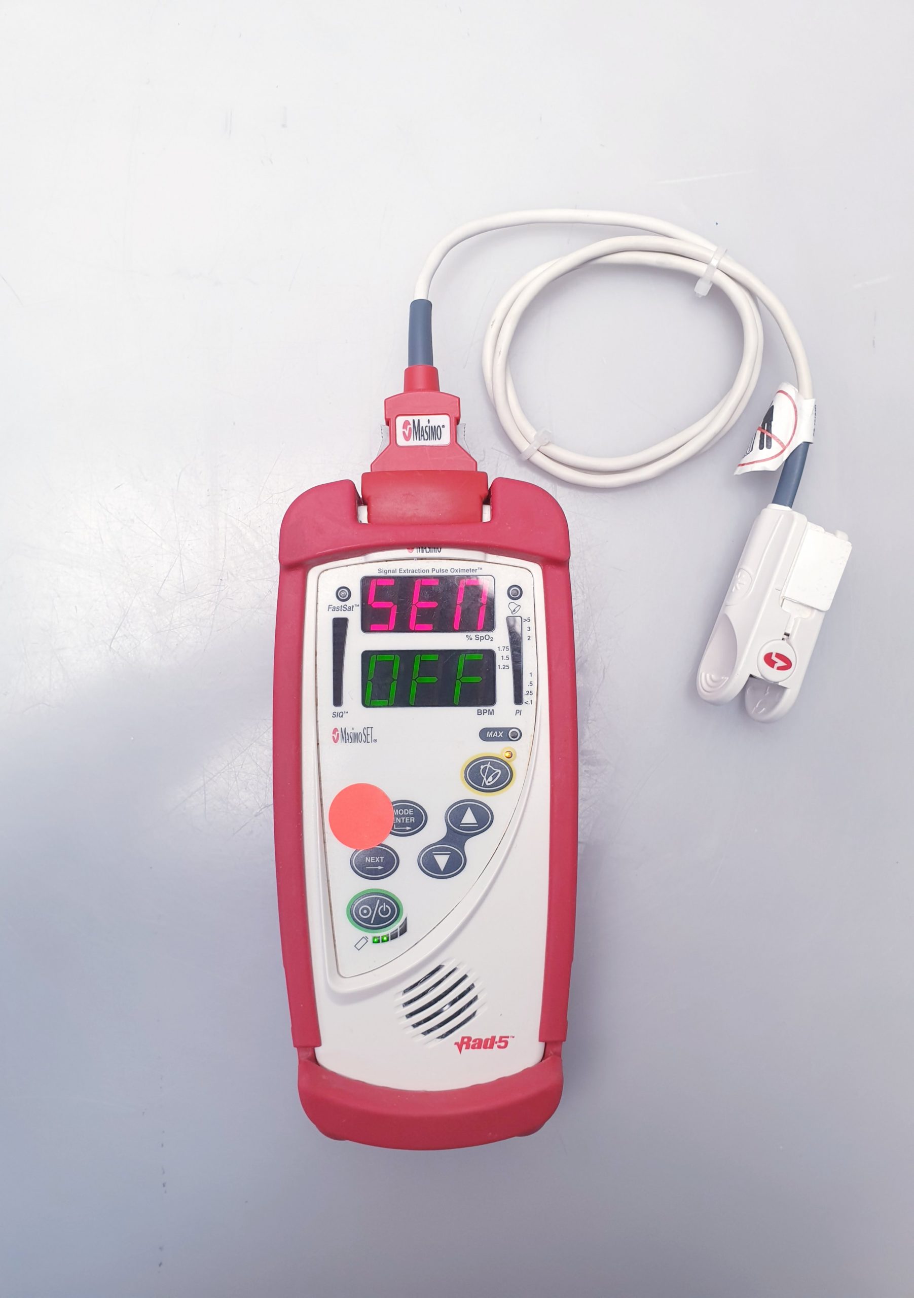 Masimo Rad-5 Mobiles Pulsoximeter mit Fingersensor