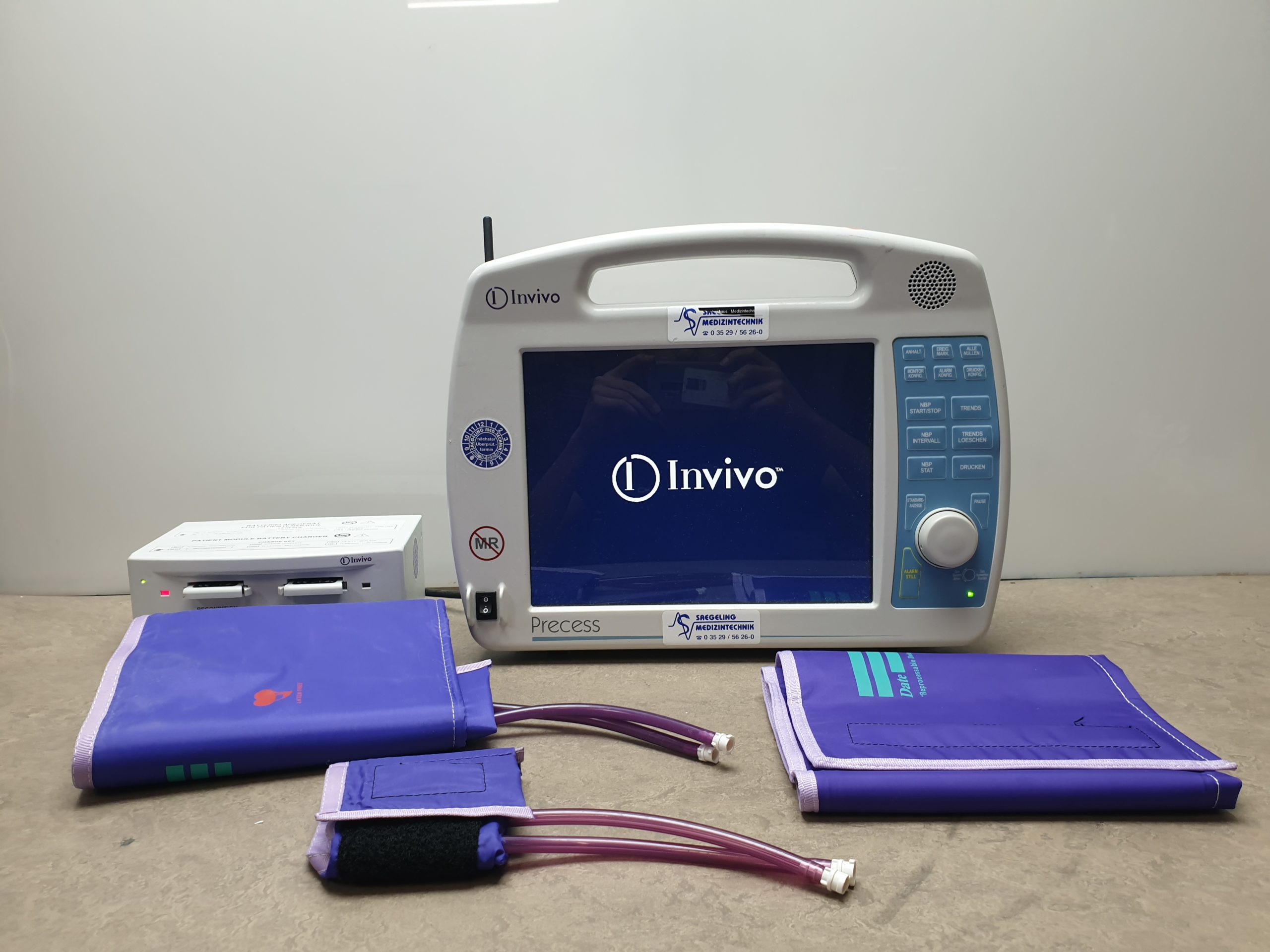 Invivo precess mri 3160dcu mri – Überwachungsmonitor