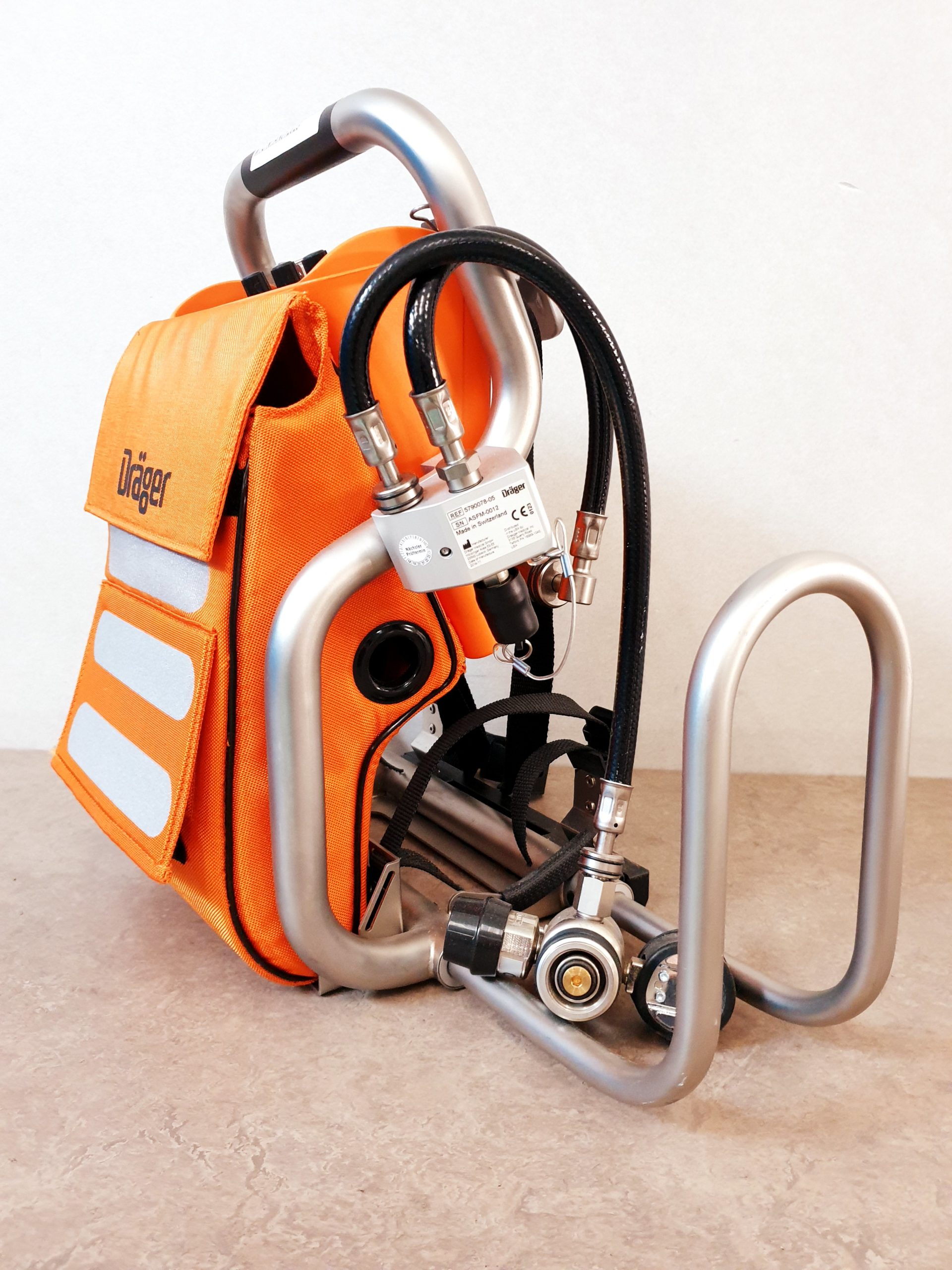 Dräger / Draeger Oxylog 1000 Beatmungsgerät / Emergency Ventilator KFZ-Halterung + Trageplatte + Flasche
